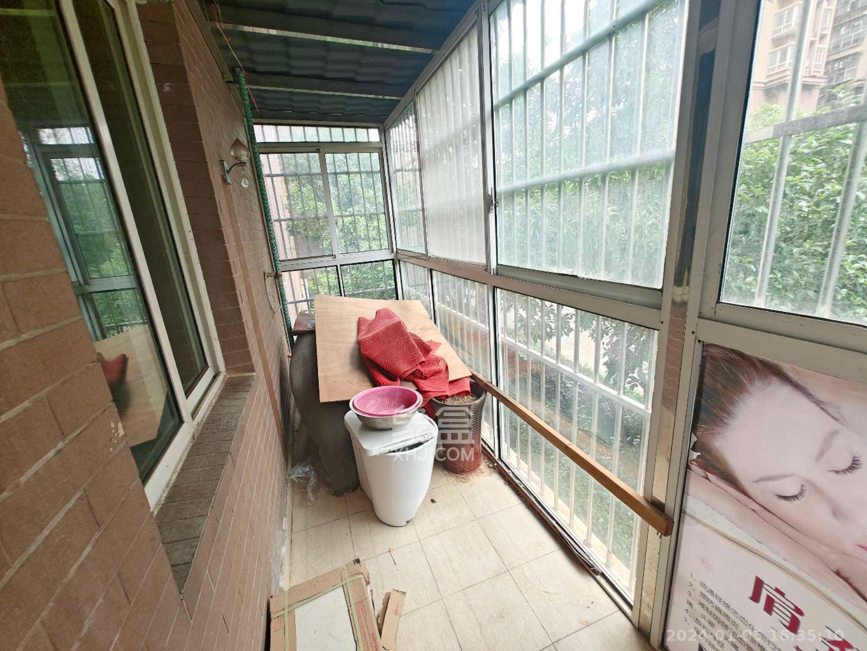上河国际C区  4室2厅2卫   4000.00元/月室内图