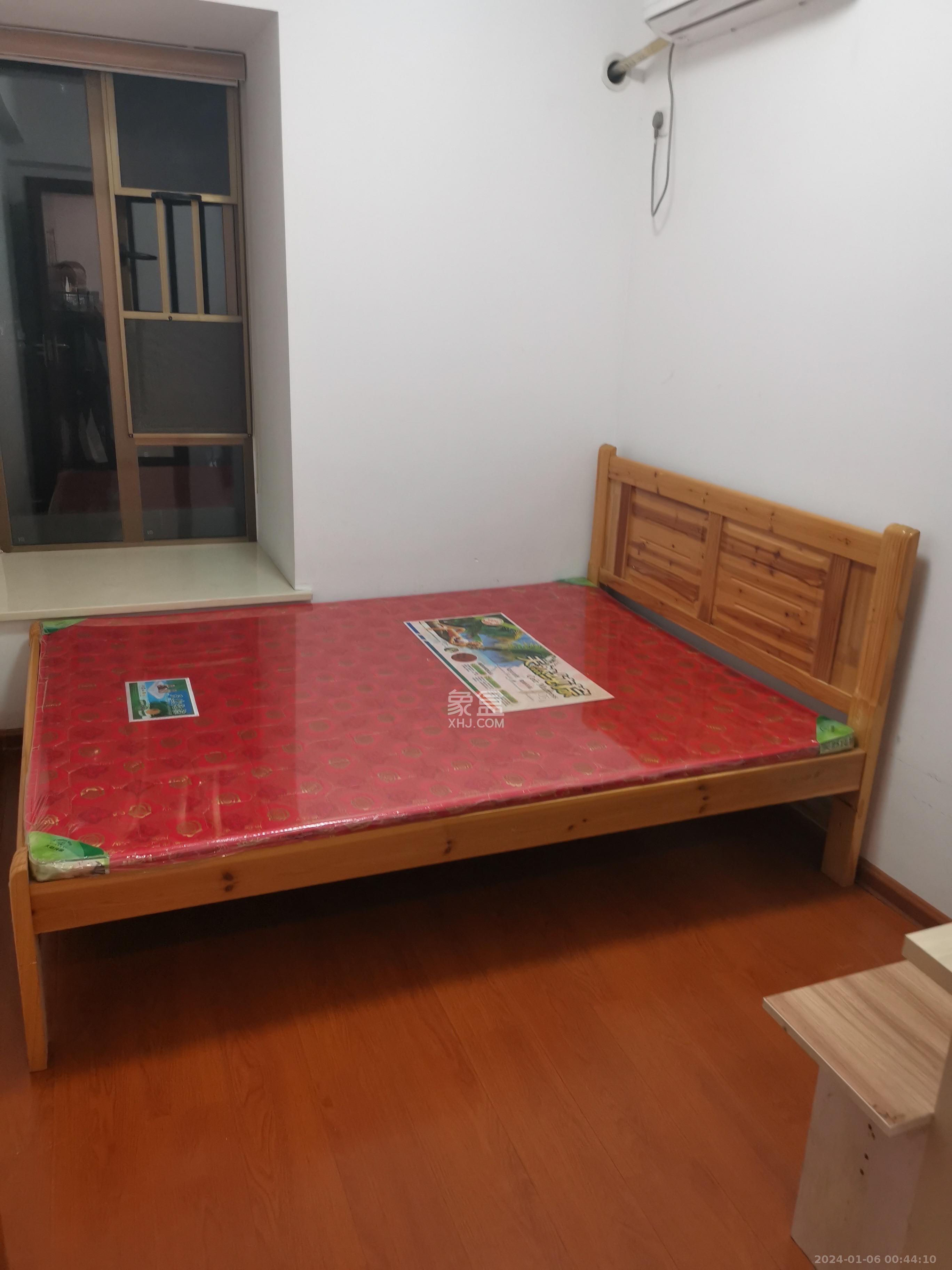 江山帝景哈佛  3室2厅2卫   2200.00元/月室内图
