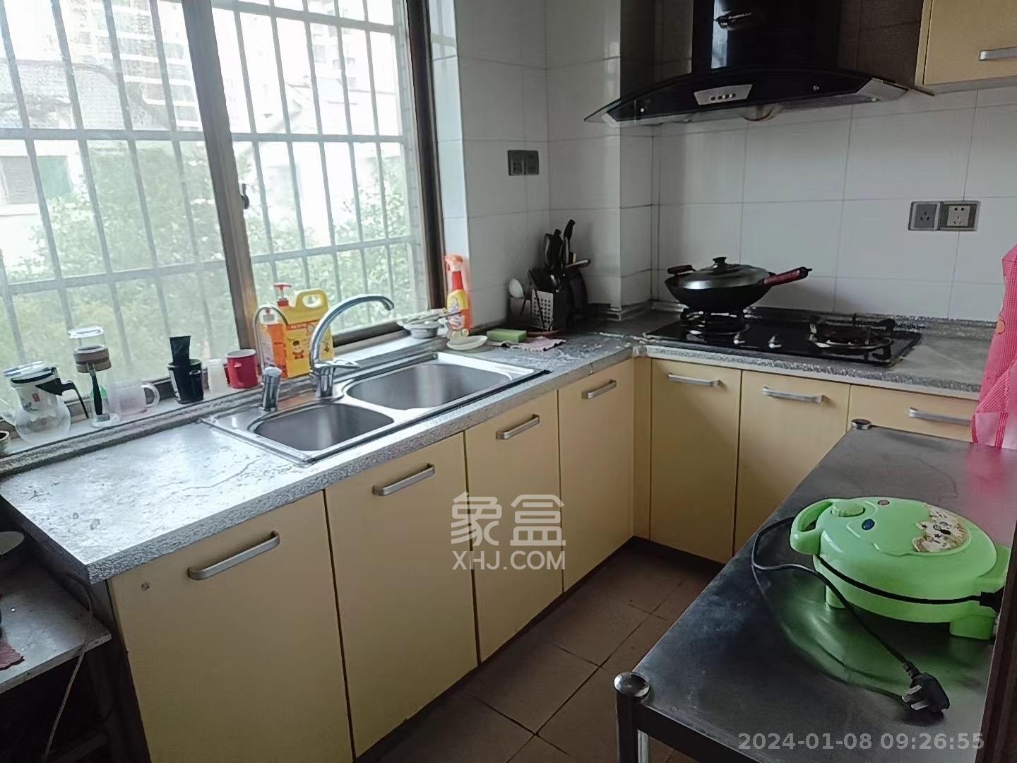 景香苑  3室2厅2卫   2700.00元/月室内图