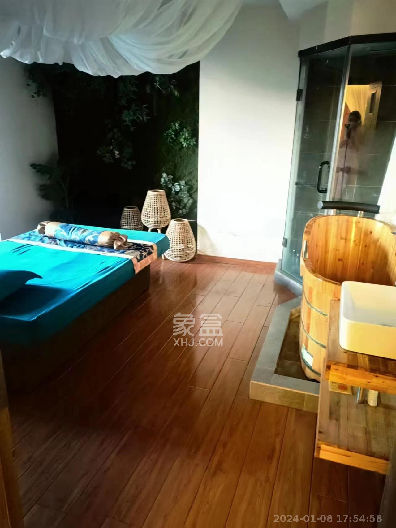 东友星座  6室2厅1卫   9600.00元/月室内图