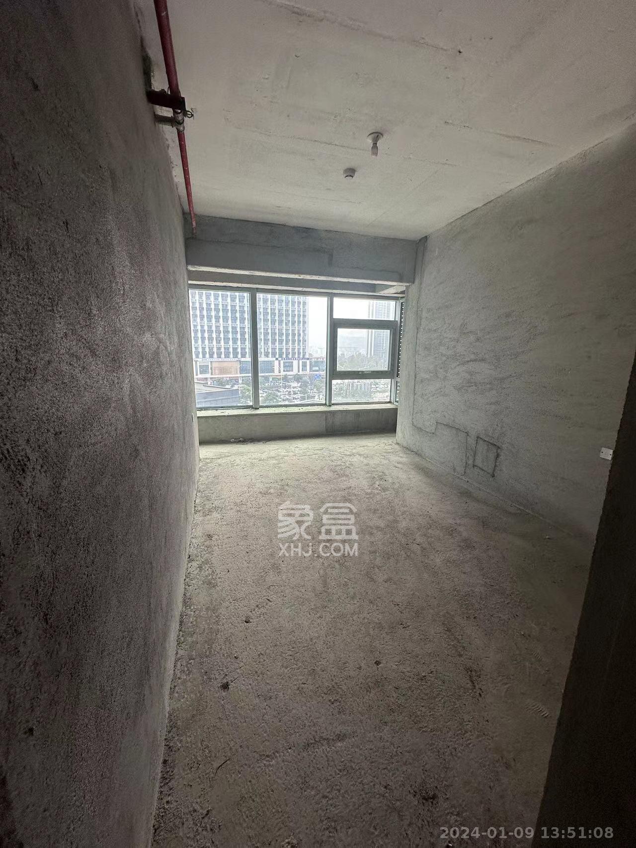 福晟翡翠湾  4室2厅2卫   6500.00元/月室内图