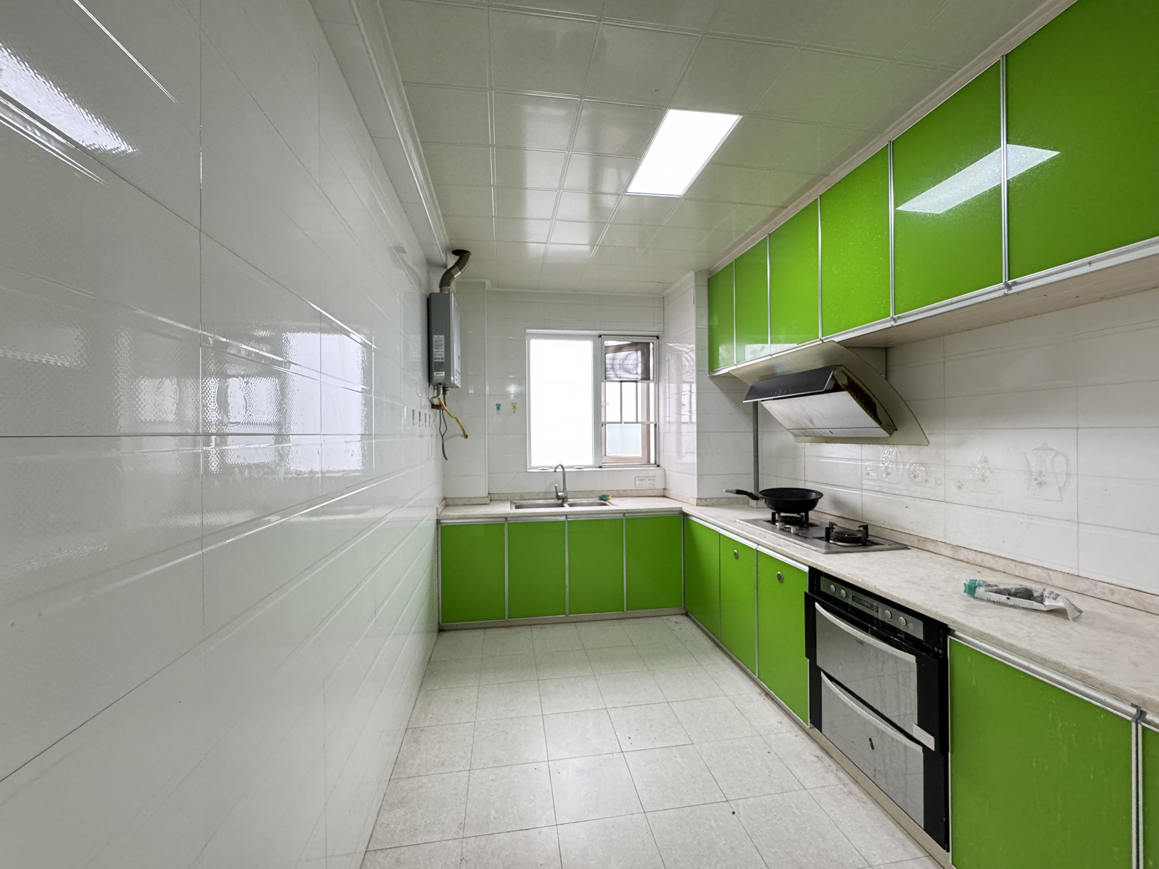 美的城二期 4室2厅2卫 46.8万 美的城二期 4室2厅2卫 46.8万室内图