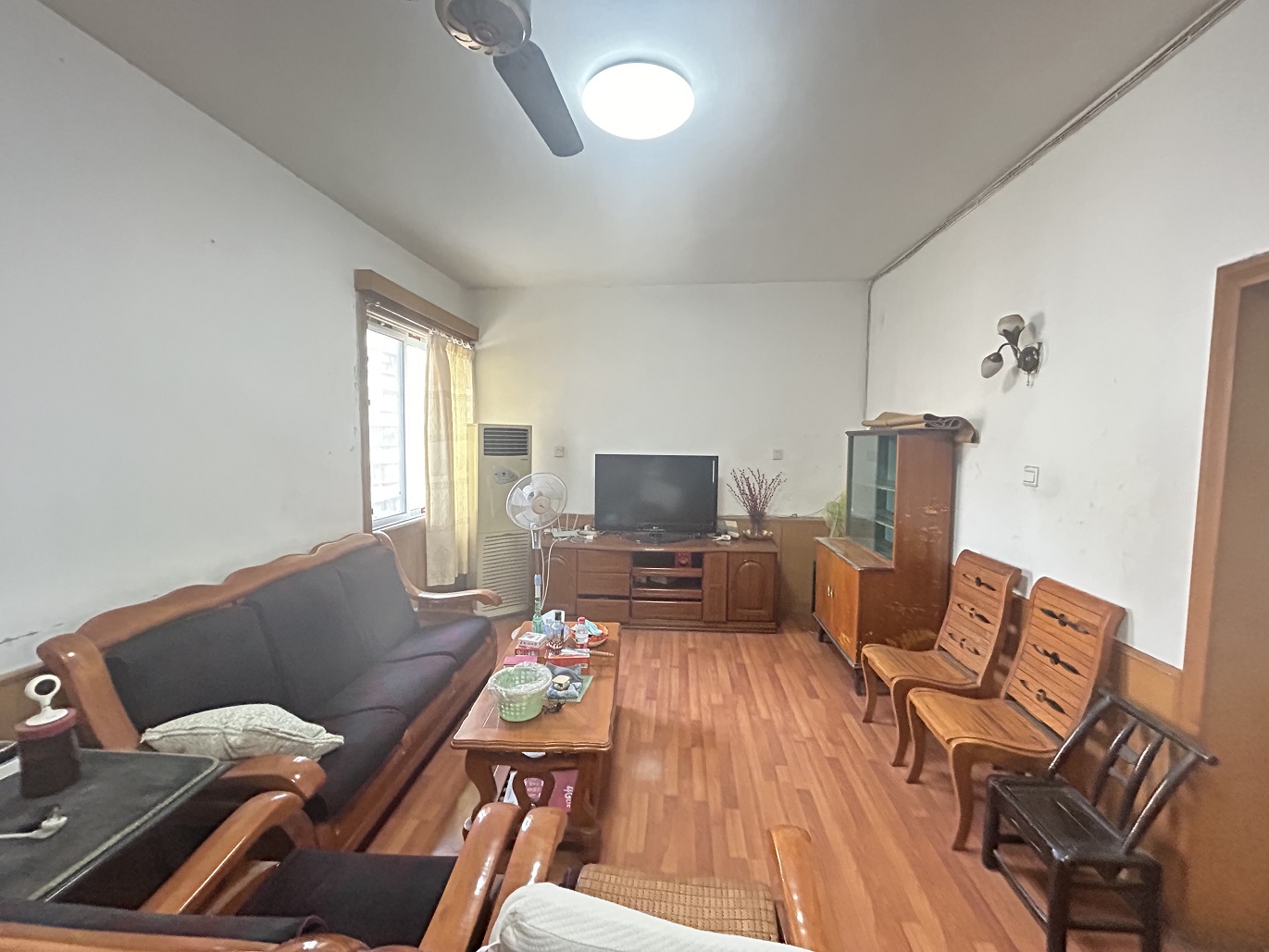 天鹅花园 2室2厅1卫 20.0万 天鹅花园 2室2厅1卫 20.0万室内图