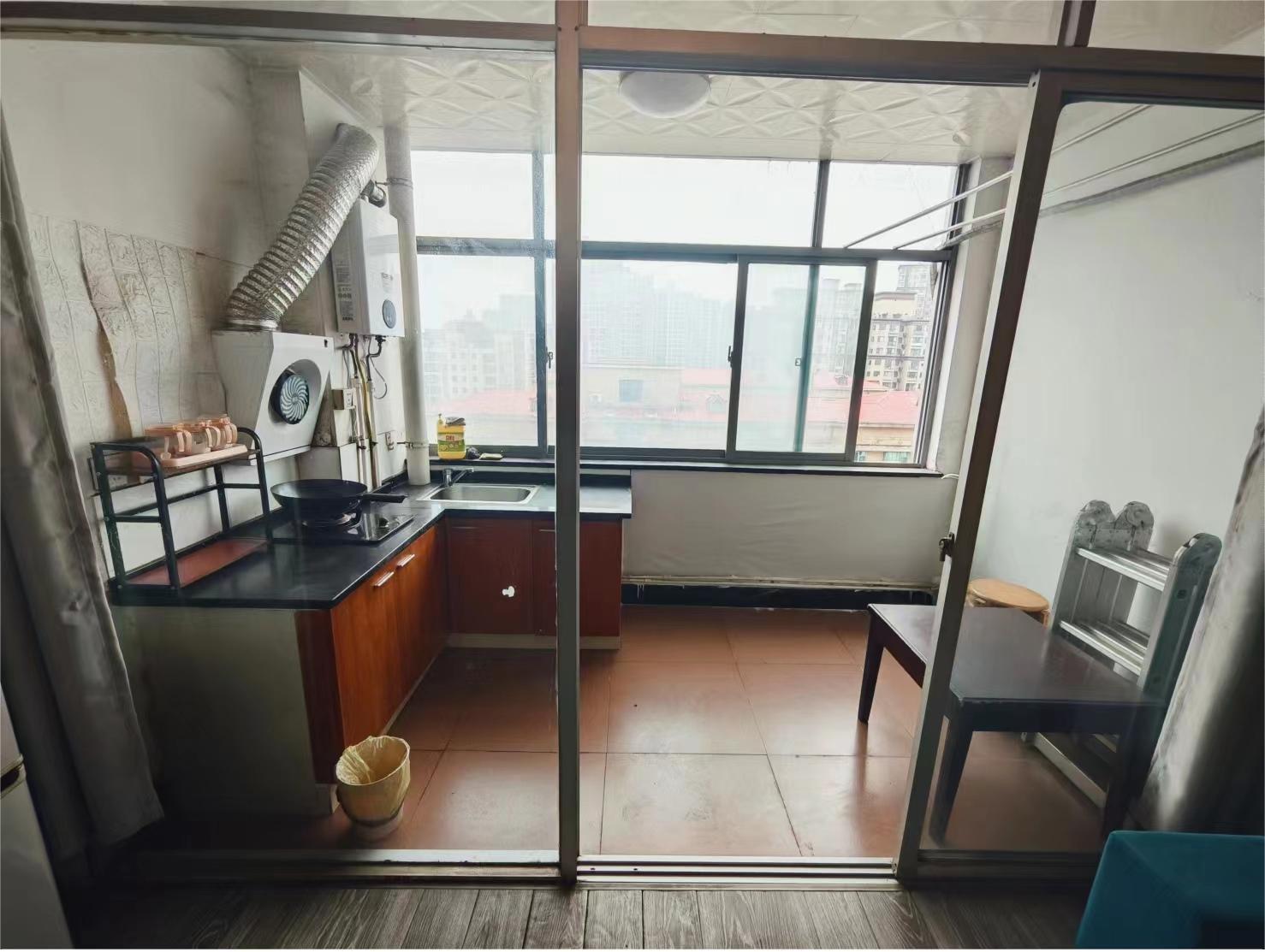 庐山春天大厦(和一宾馆)  1室1厅1卫    25.0万 庐山春天大厦(和一宾馆)  1室1厅1卫    25.0万室内图