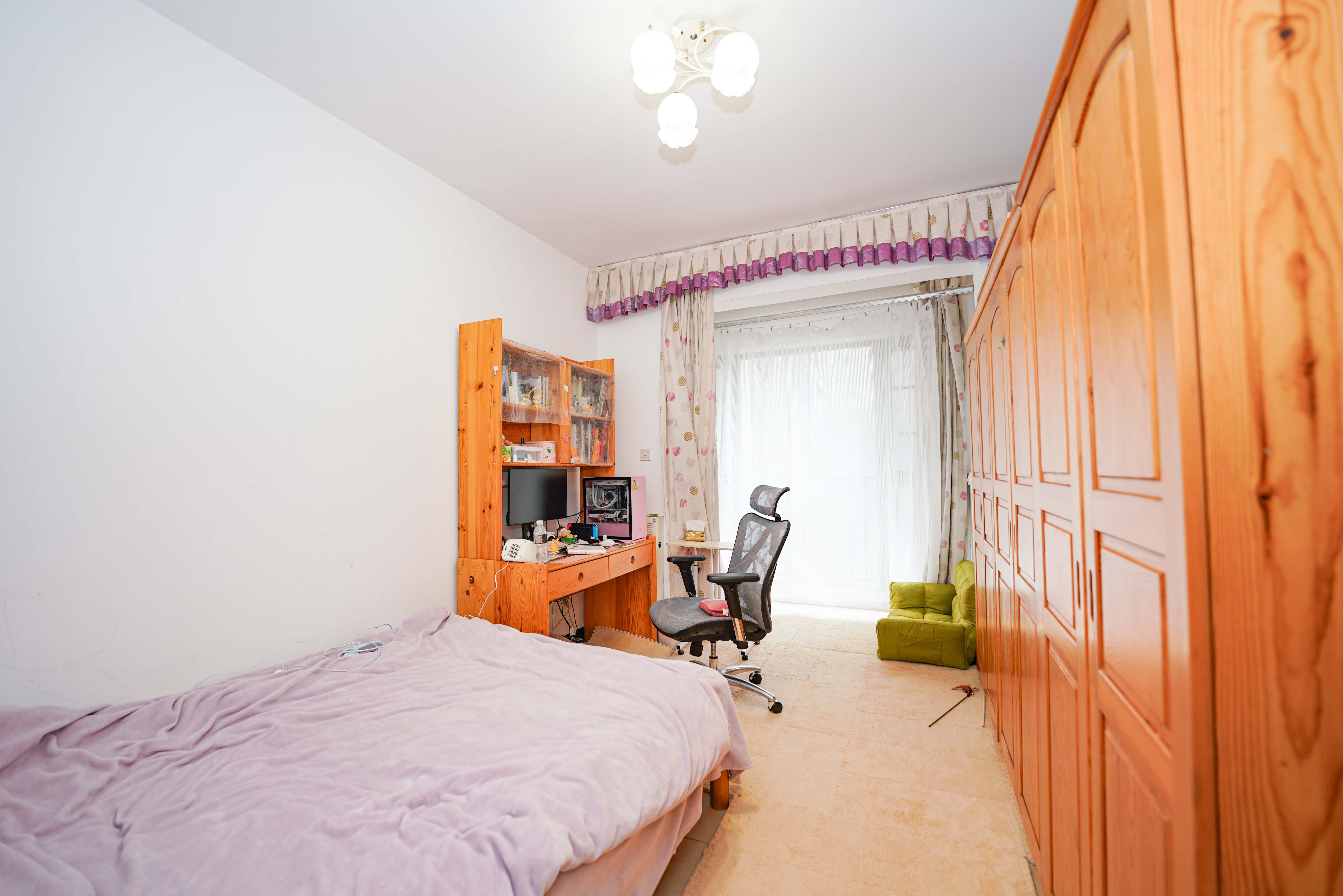 怡海星城 1室1厅1卫 27.5万 怡海星城 1室1厅1卫 27.5万卧室