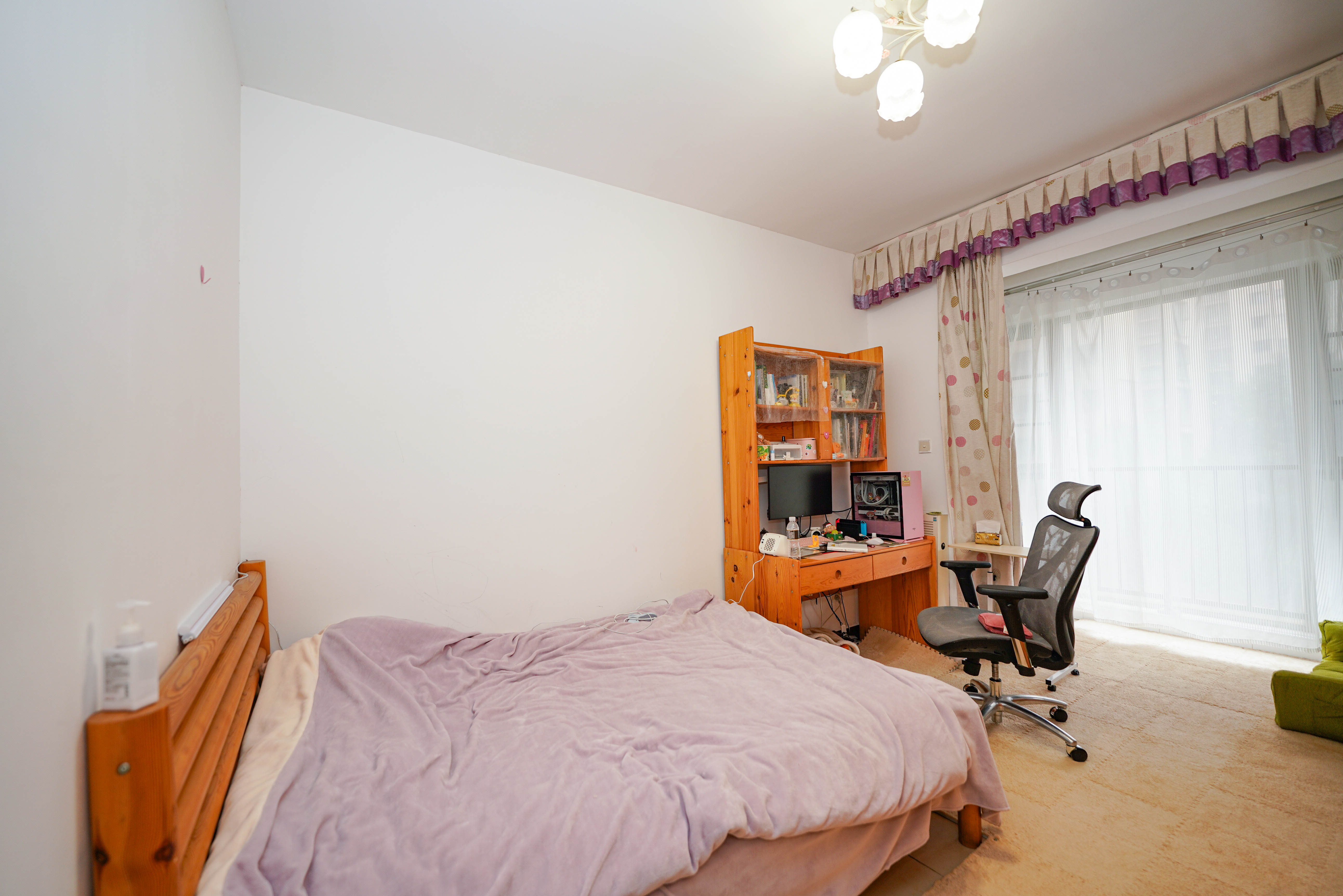 怡海星城 1室1厅1卫 27.5万 怡海星城 1室1厅1卫 27.5万卧室