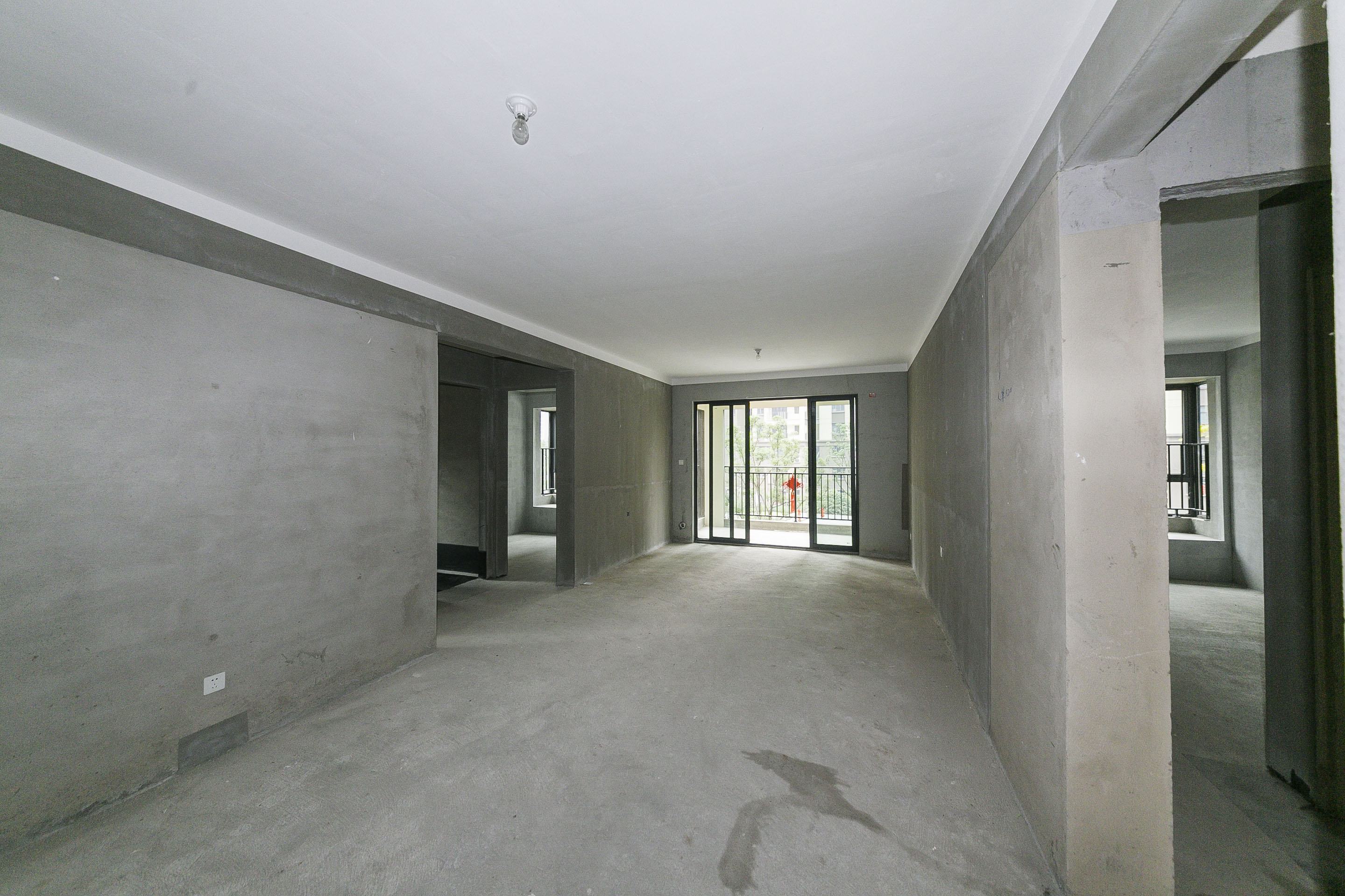 中建钰和城  4室2厅2卫   196.00万客厅