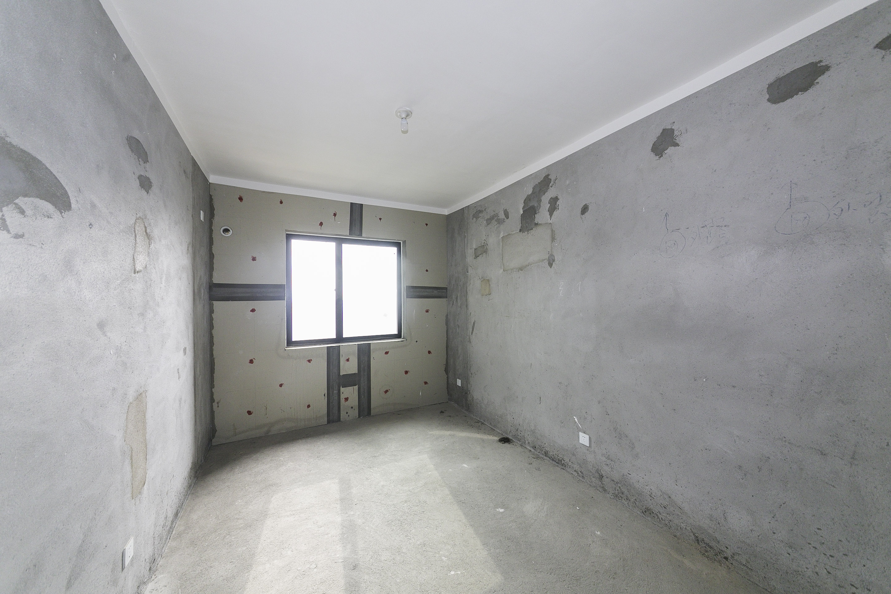 克拉美丽山庄(晟领国际) 4室2厅2卫 125.0万 克拉美丽山庄(晟领国际) 4室2厅2卫 125.0万卧室