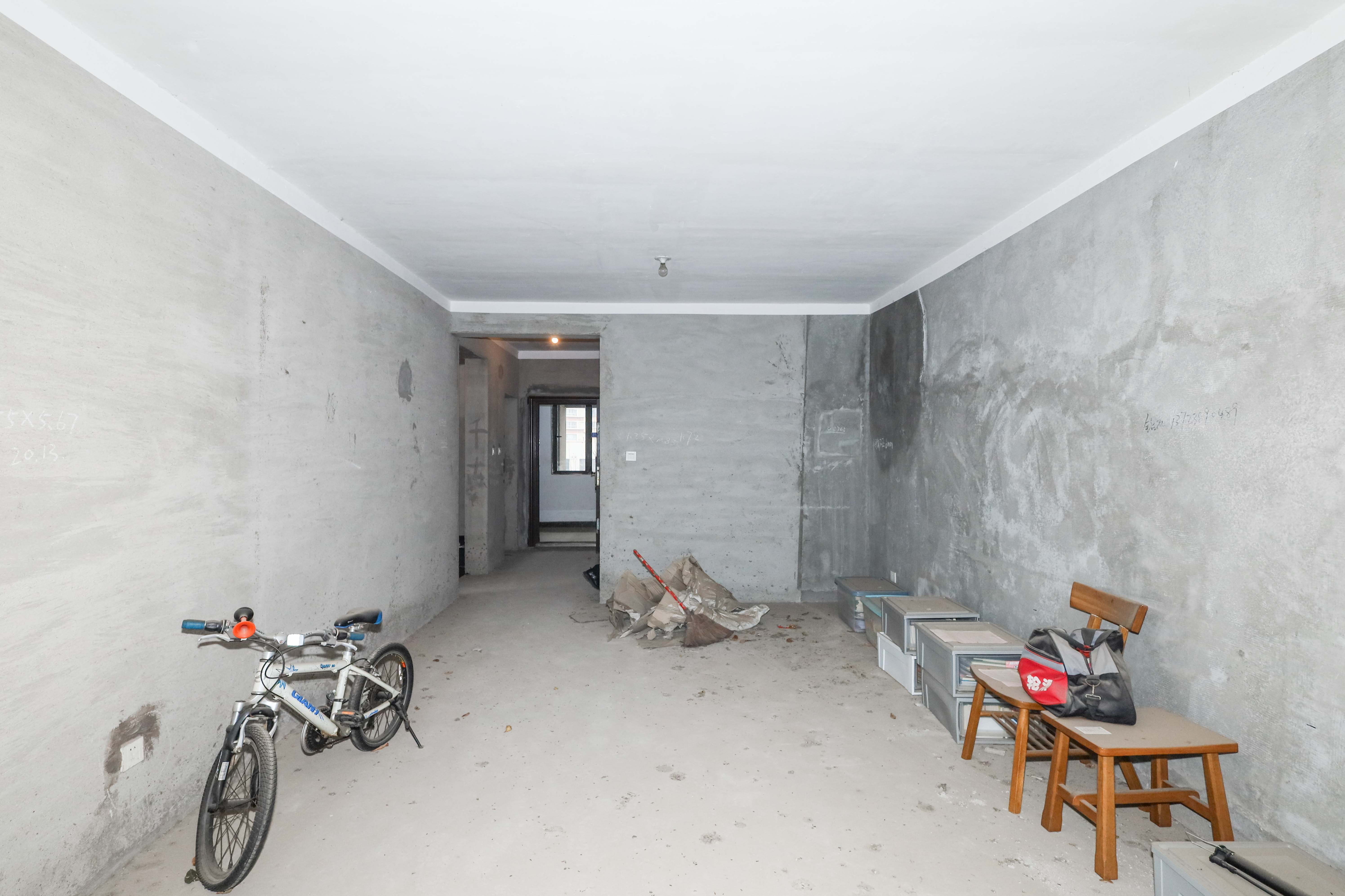 旭辉御府 3室2厅1卫 83.8万 旭辉御府 3室2厅1卫 83.8万客厅