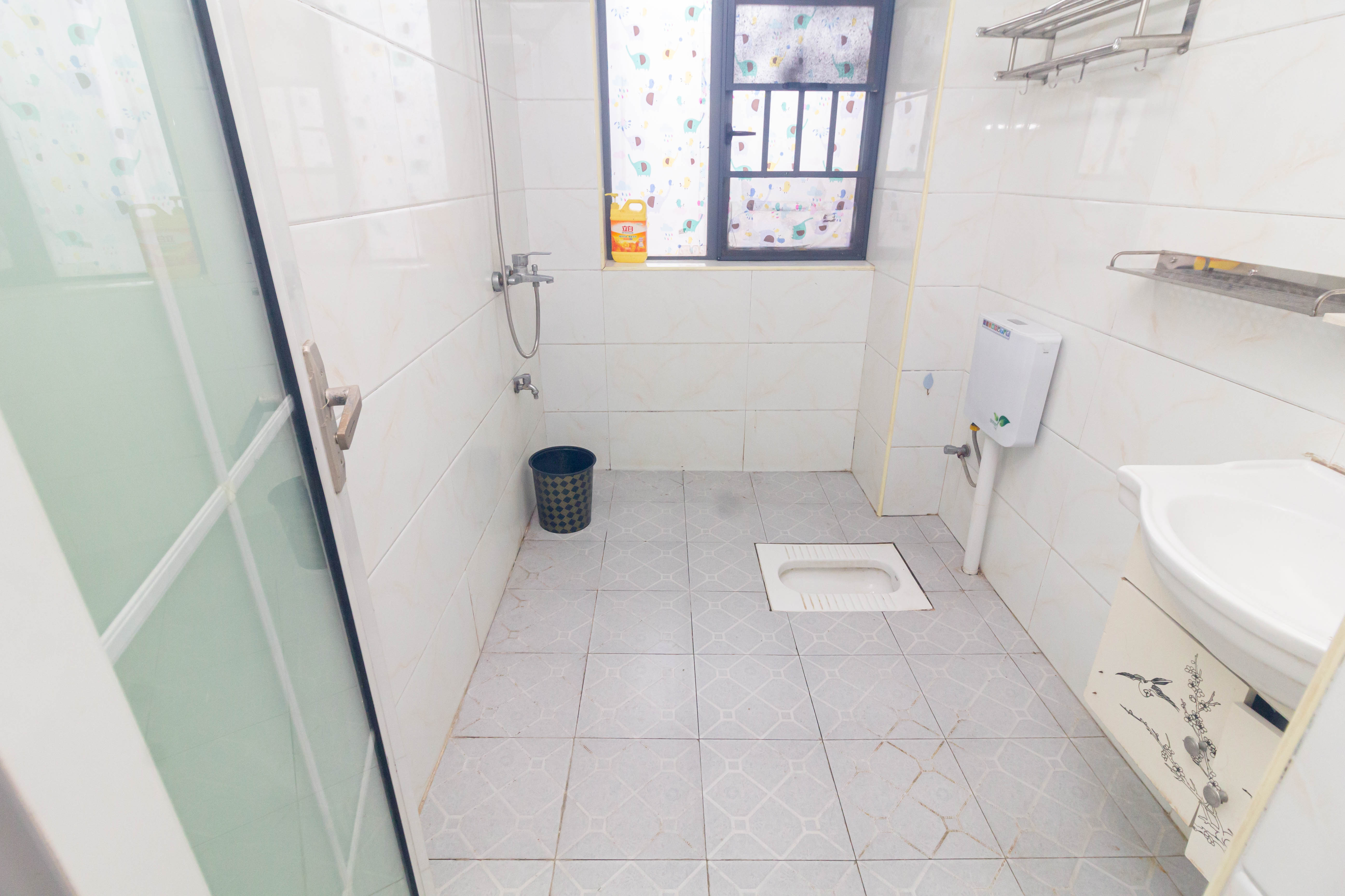 湘预家园  3室2厅2卫    69.99万 湘预家园  3室2厅2卫    69.99万卫生间