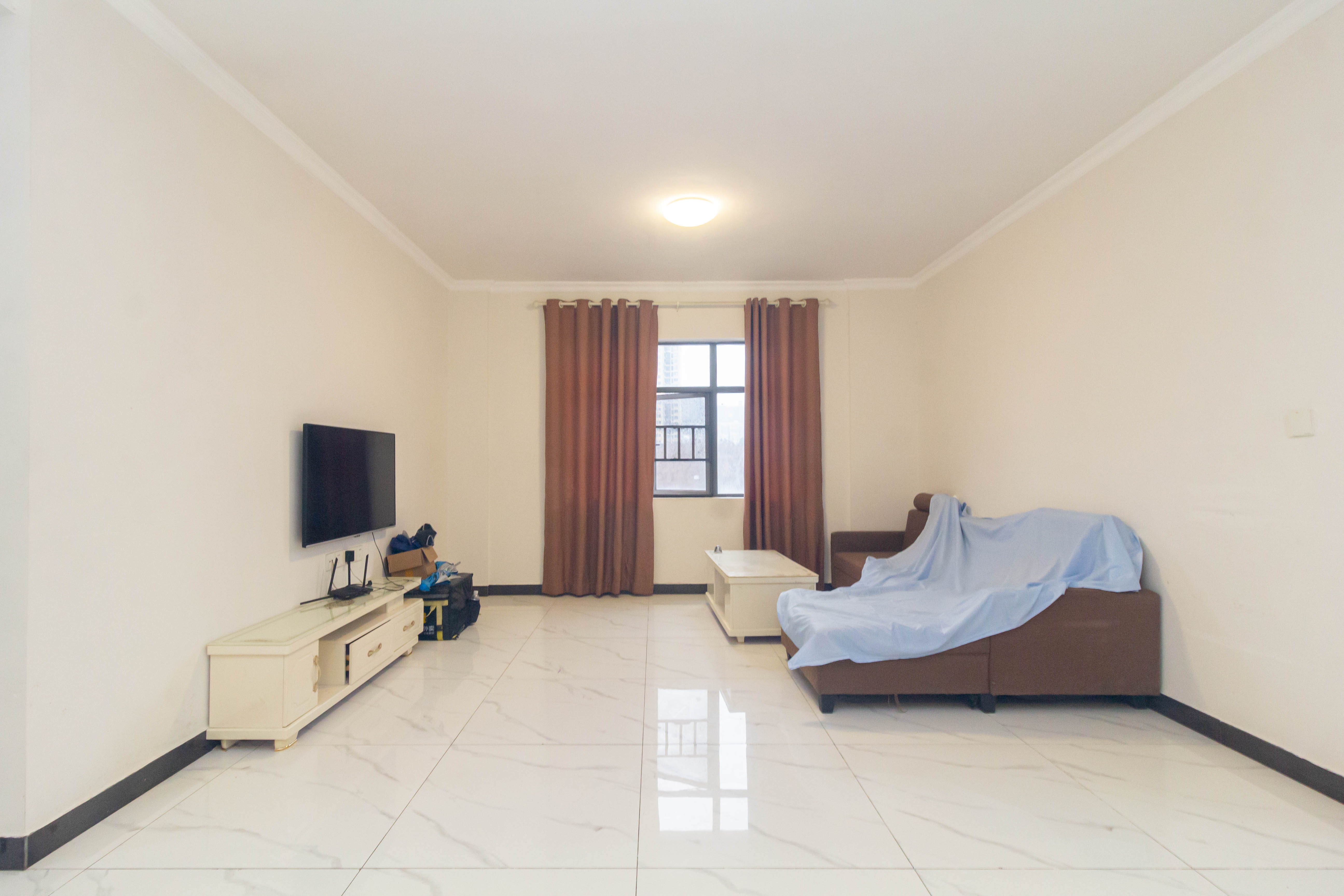 湘预家园  3室2厅2卫    69.99万 湘预家园  3室2厅2卫    69.99万客厅