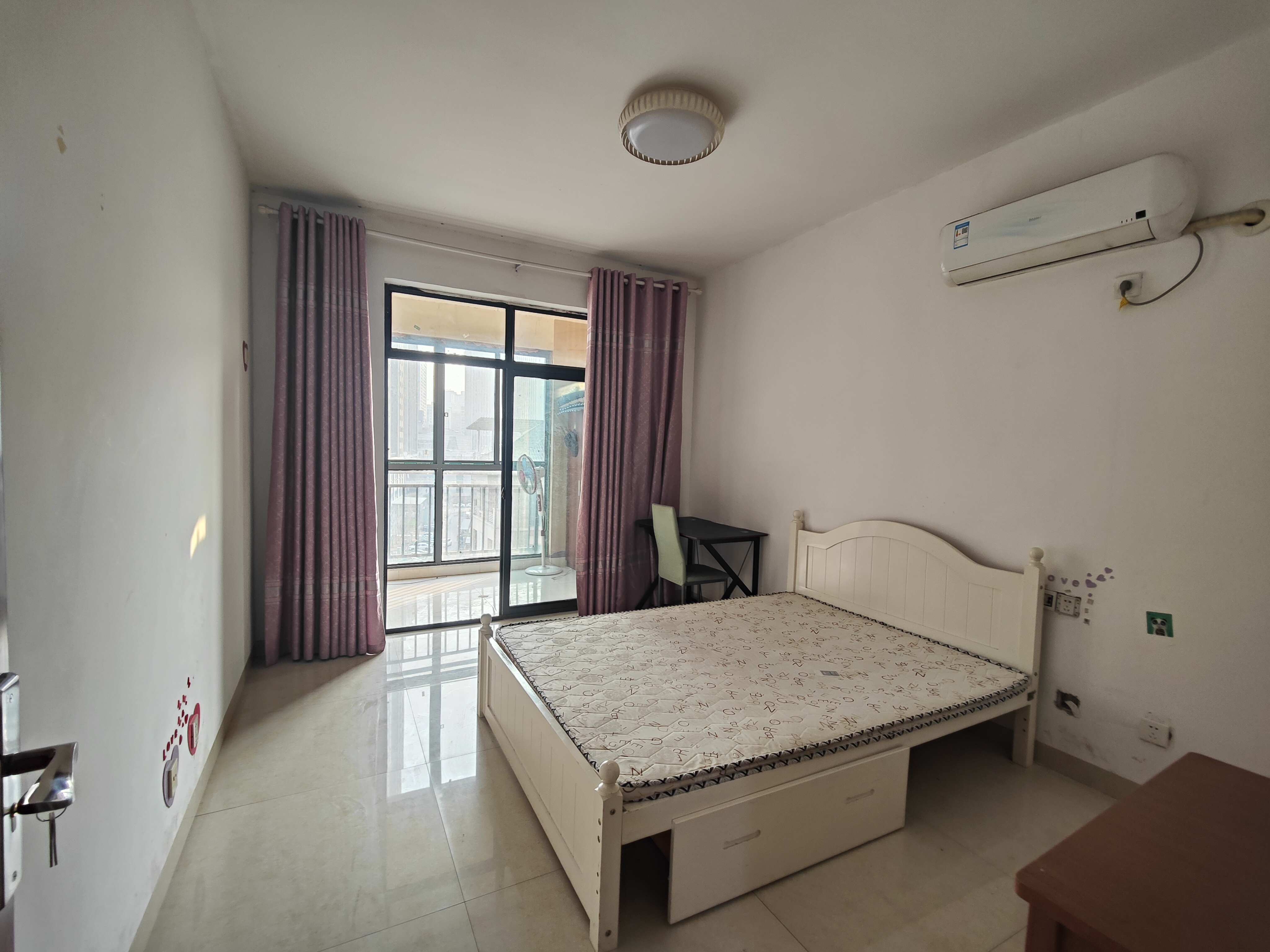 滨江花园  2室2厅1卫    50.0万 滨江花园  2室2厅1卫    50.0万室内图