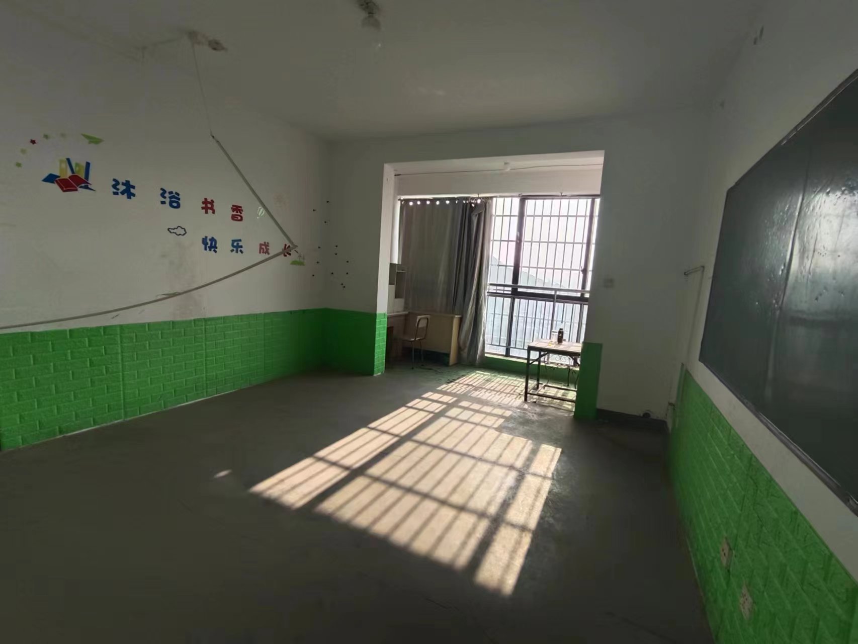 汇通国际 3室2厅2卫 35.0万 汇通国际 3室2厅2卫 35.0万室内图