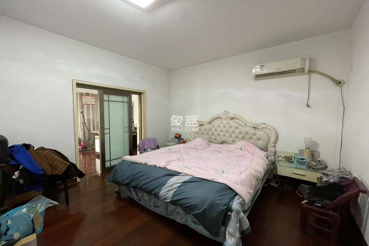 神农家具大市场 4室3厅2卫 88.0万 神农家具大市场 4室3厅2卫 88.0万室内图