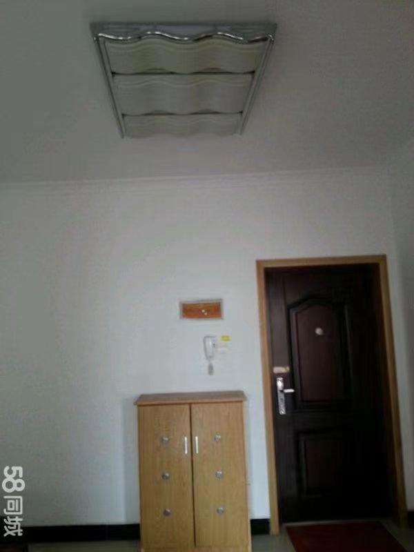 新外滩  2室1厅1卫   900.00元/月室内图