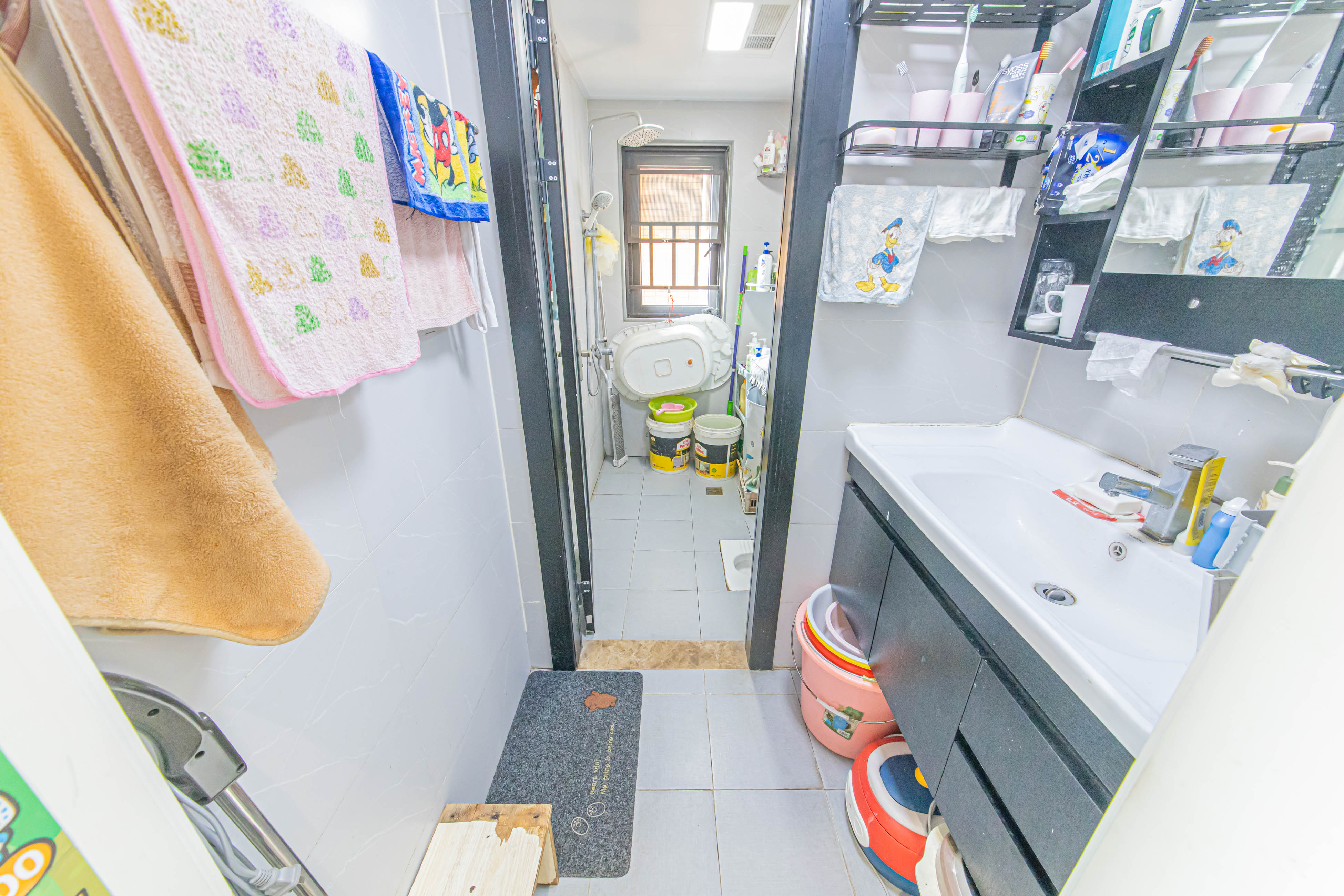 北辰中央公园C区  3室2厅1卫    99.8万卫生间