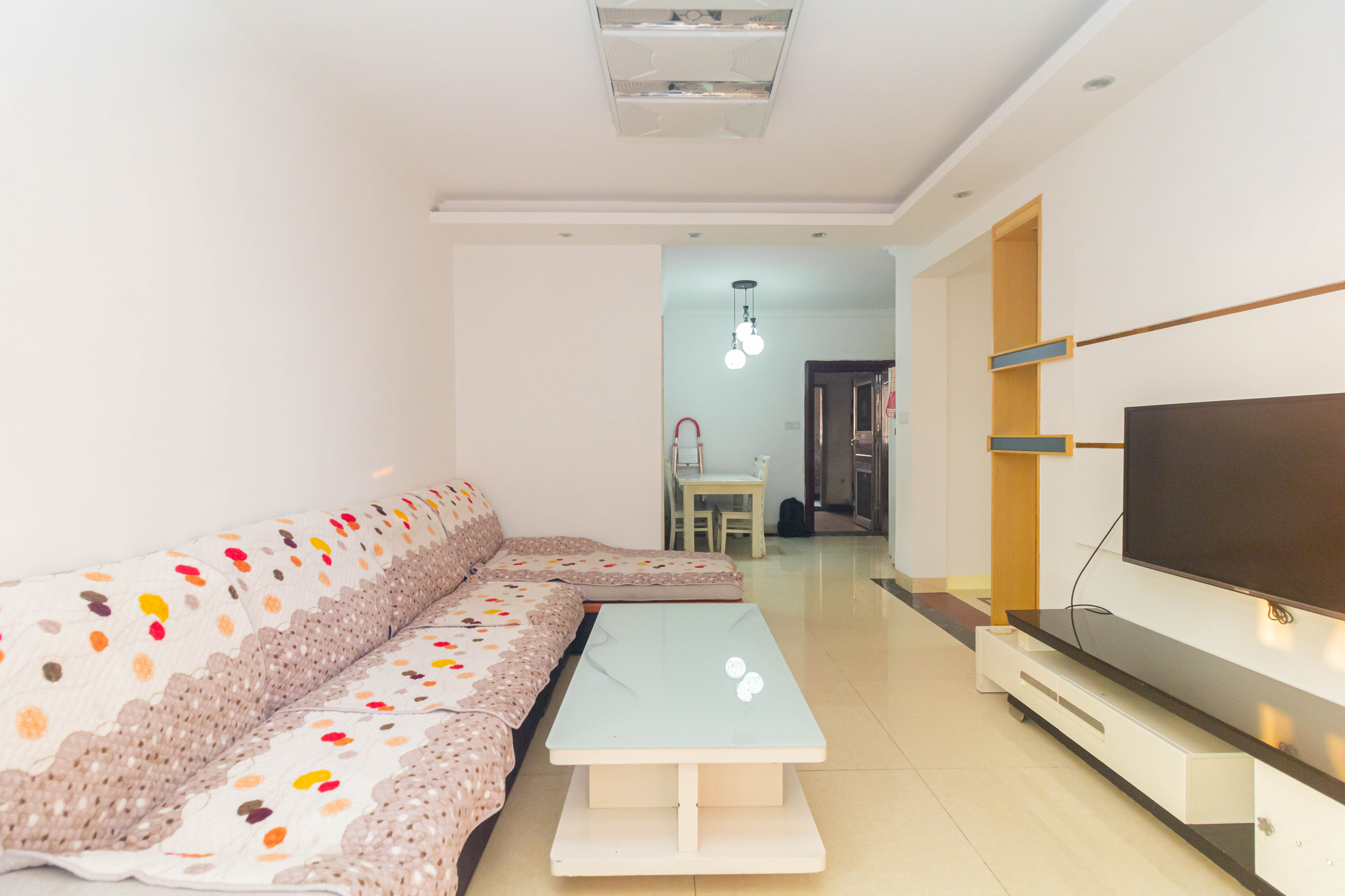 中国铁建国际城一期  2室2厅1卫    45.0万 中国铁建国际城一期  2室2厅1卫    45.0万