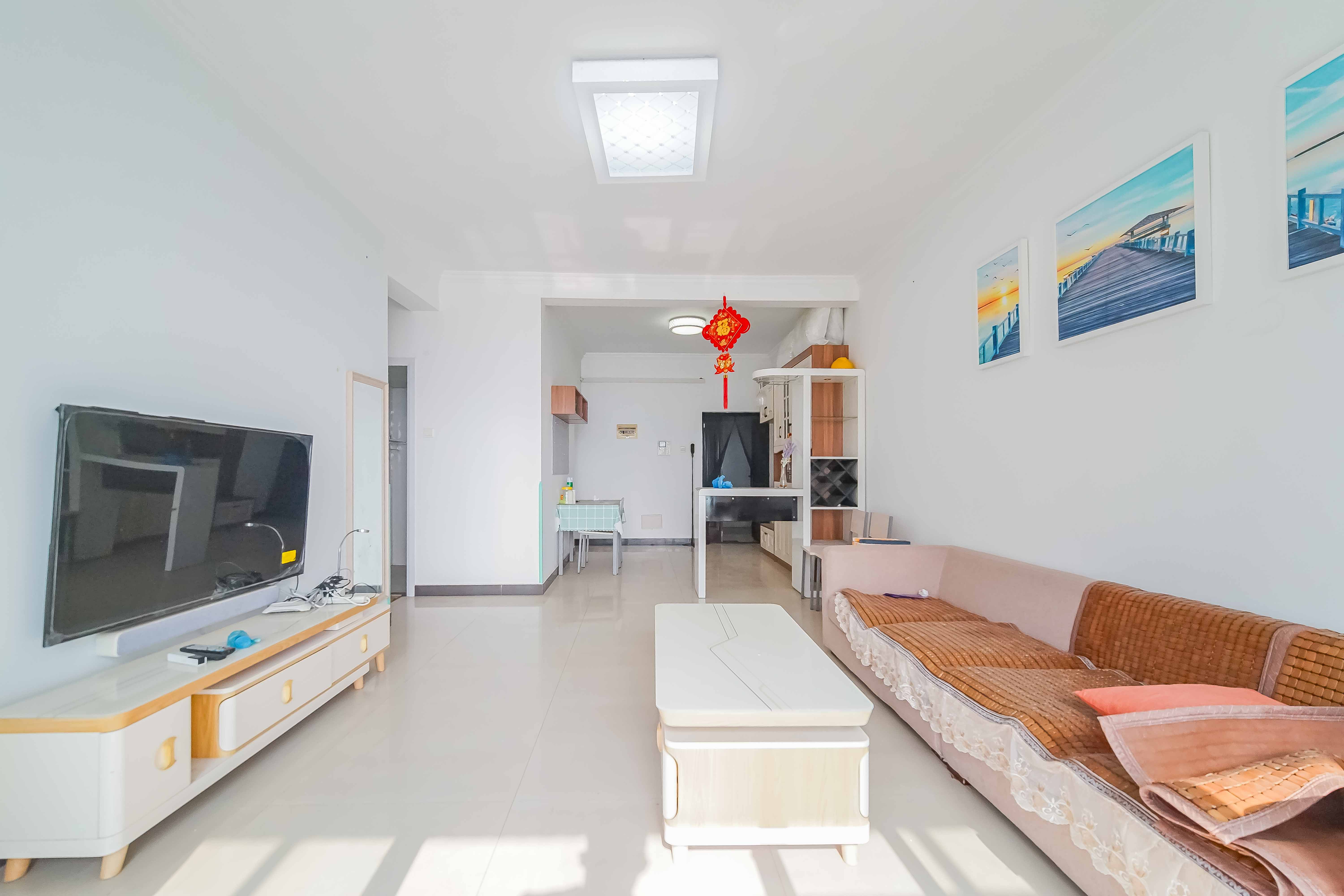 茂华国际湘 2室2厅1卫 72.0万 茂华国际湘 2室2厅1卫 72.0万客厅