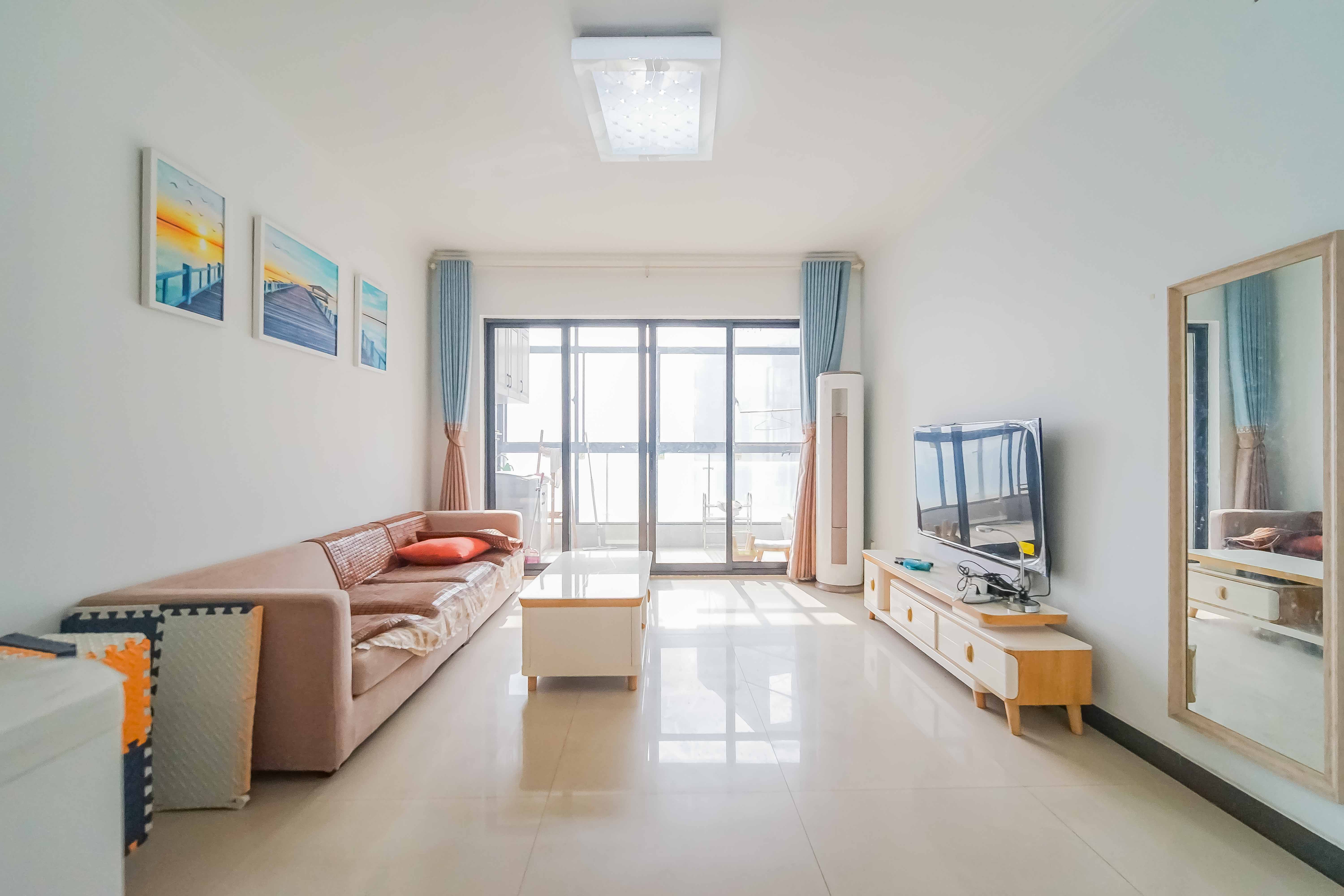 茂华国际湘 2室2厅1卫 72.0万 茂华国际湘 2室2厅1卫 72.0万客厅