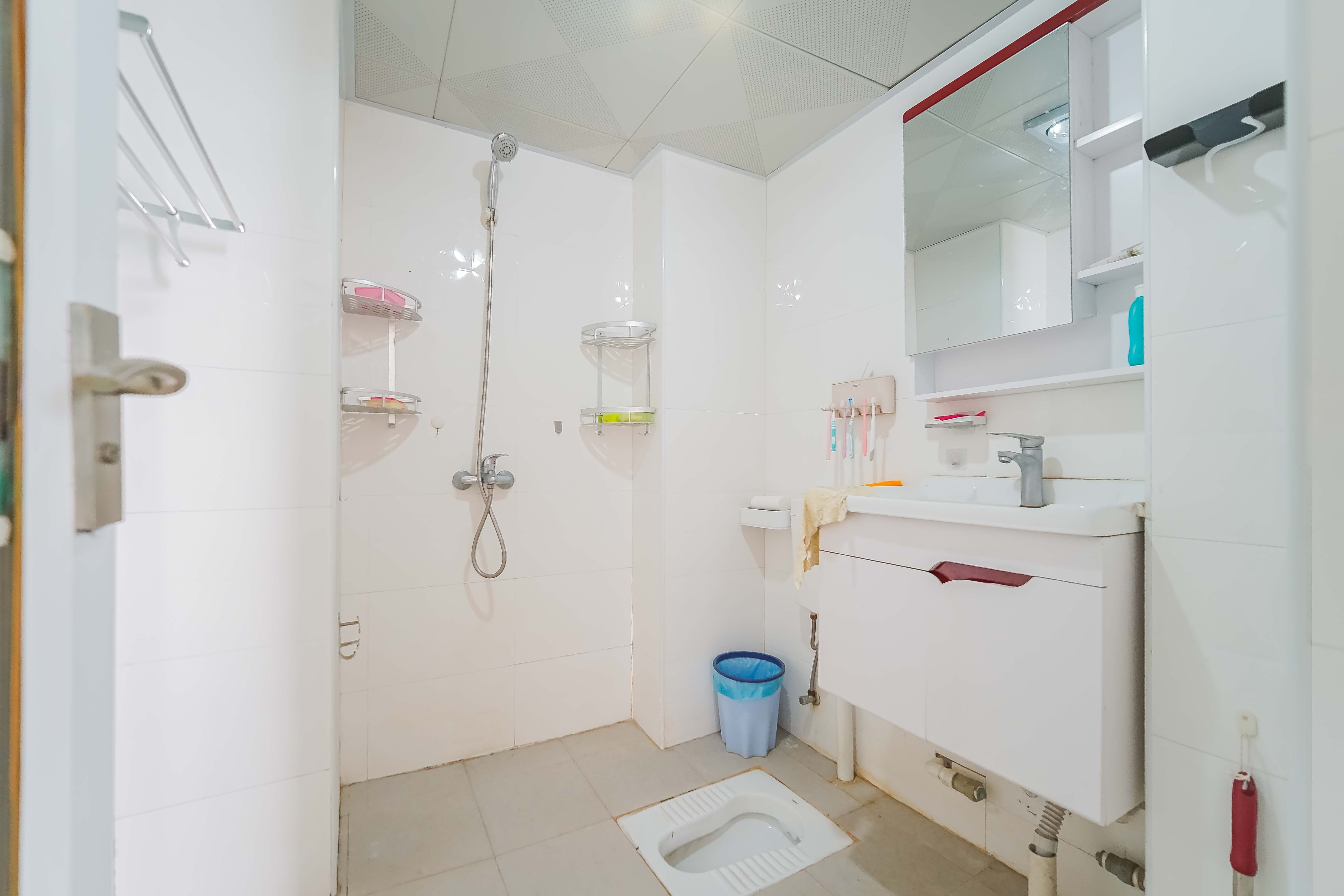 茂华国际湘  2室2厅1卫    72.0万卫生间