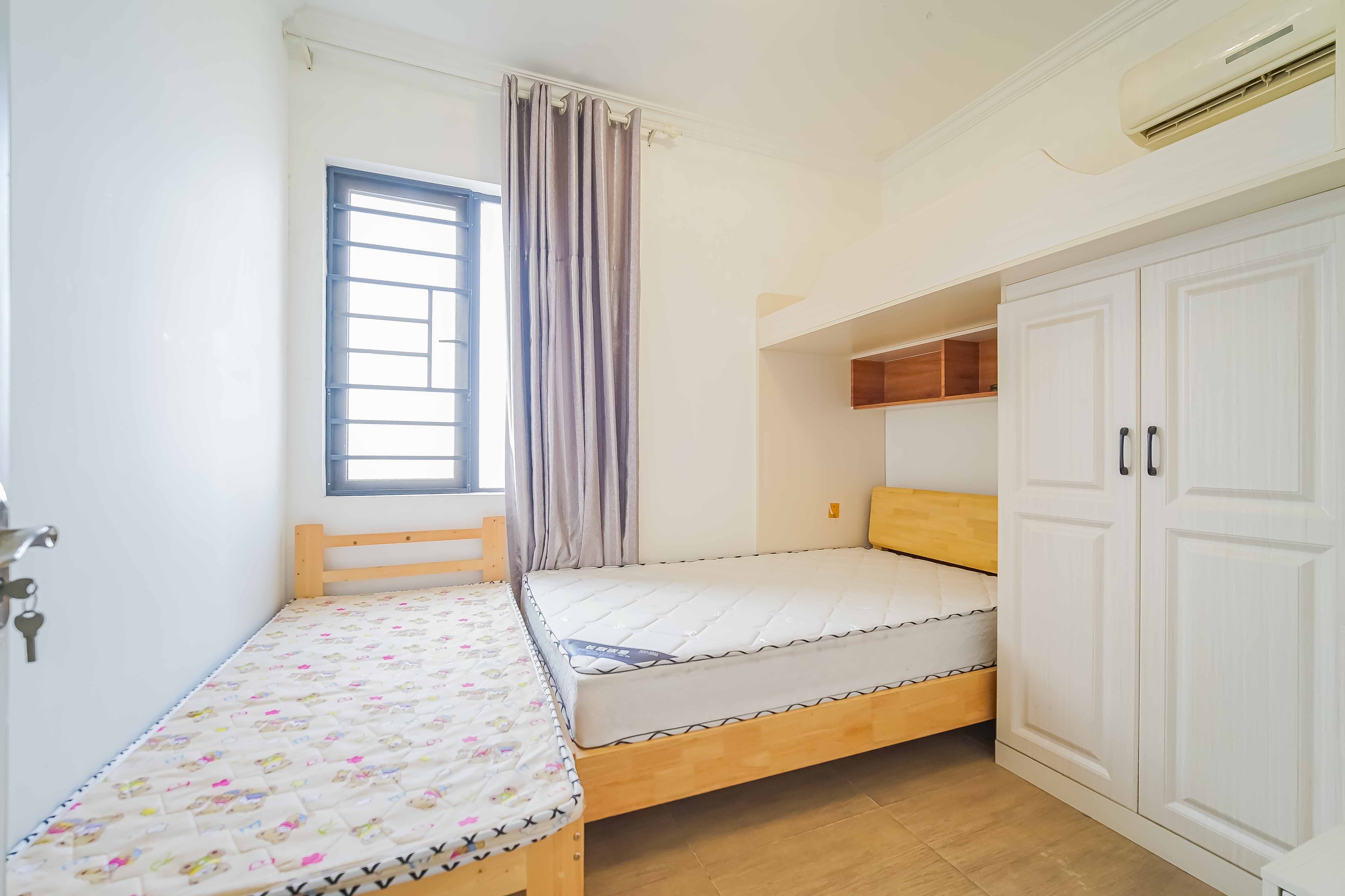 茂华国际湘  2室2厅1卫    72.0万卧室