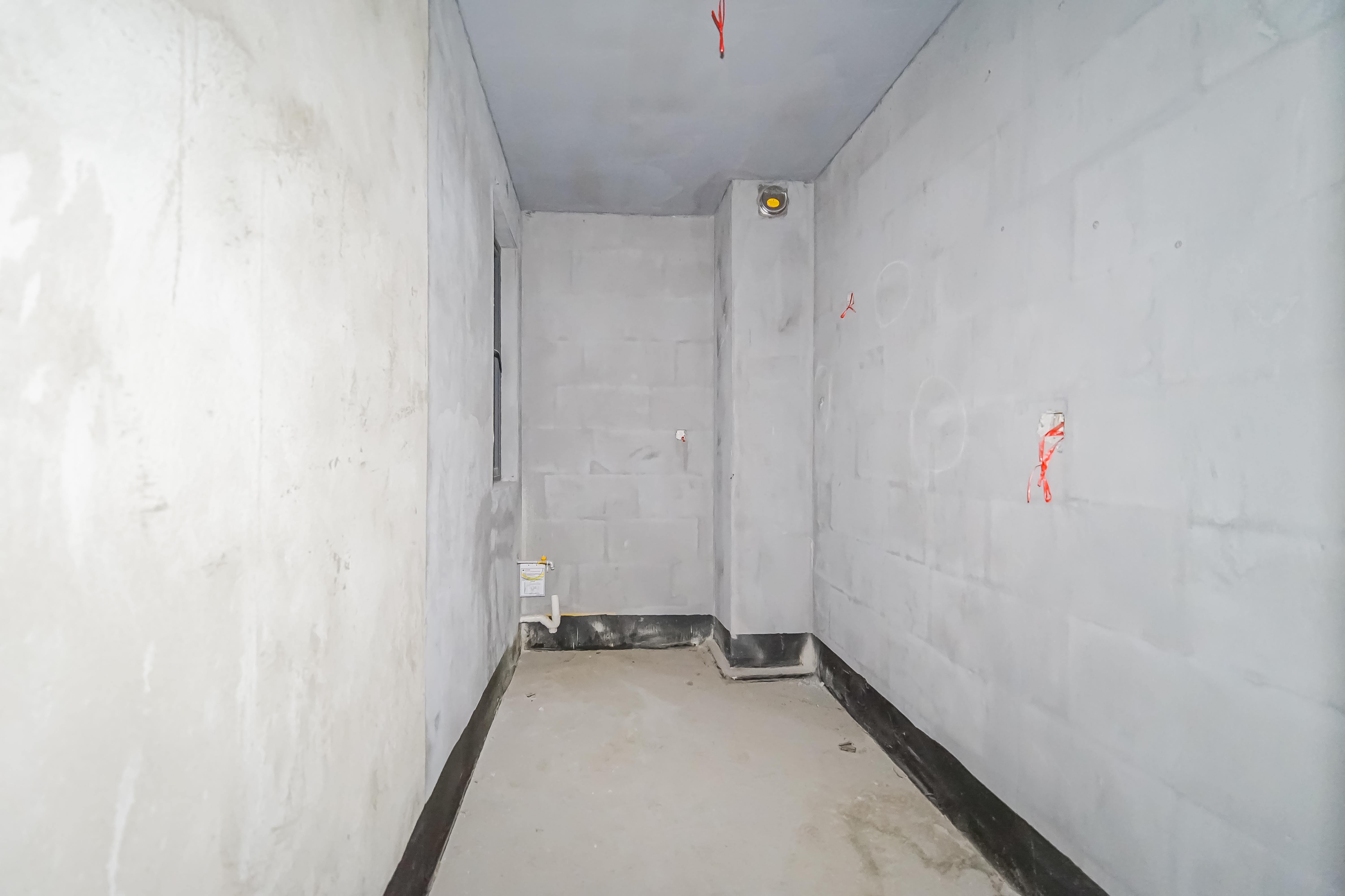 高峰璟麟府(高峰御园) 5室2厅2卫 165.0万 高峰璟麟府(高峰御园) 5室2厅2卫 165.0万厨房