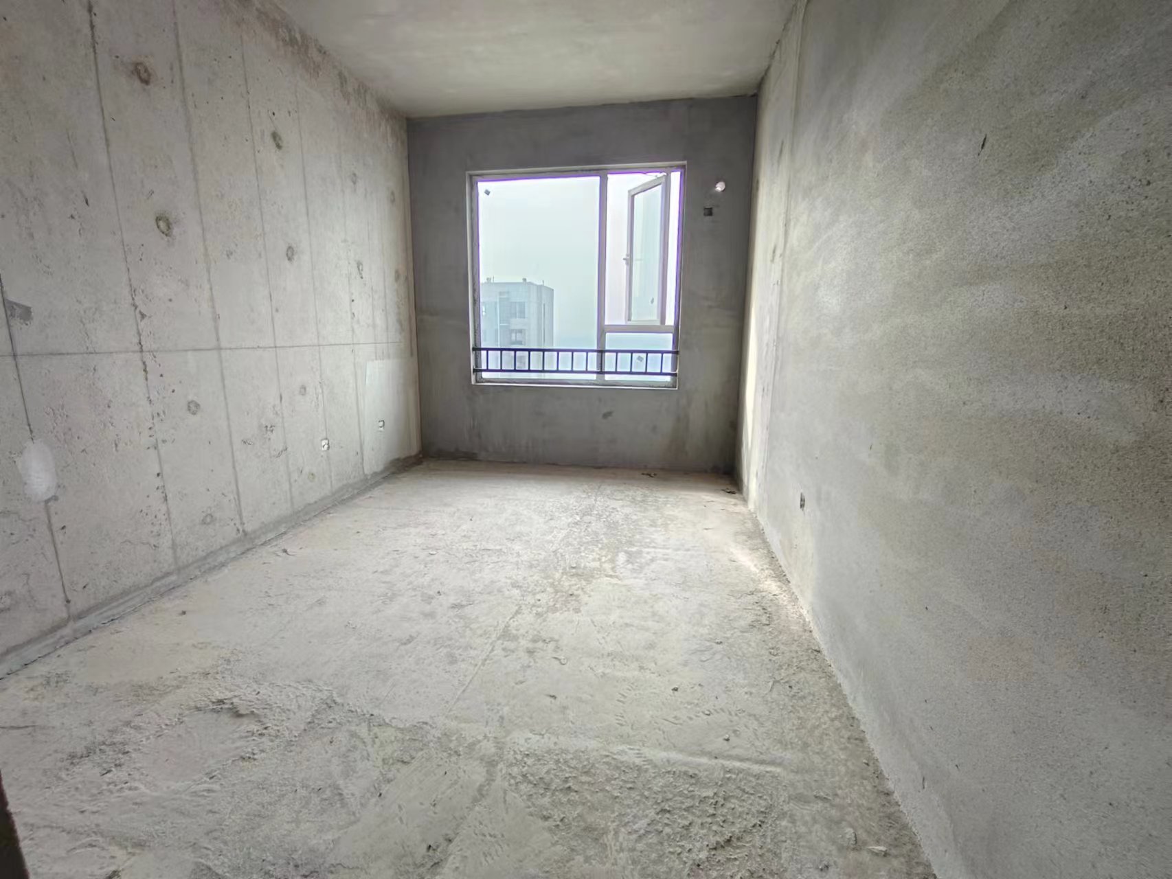 美丽潇湘 4室2厅2卫 60.0万 美丽潇湘 4室2厅2卫 60.0万室内图