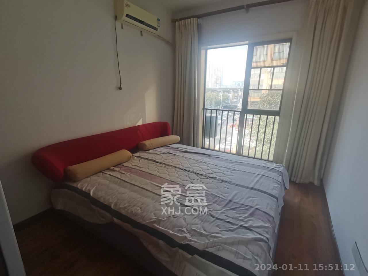 中城丽景香山园  3室2厅2卫   3500.00元/月室内图