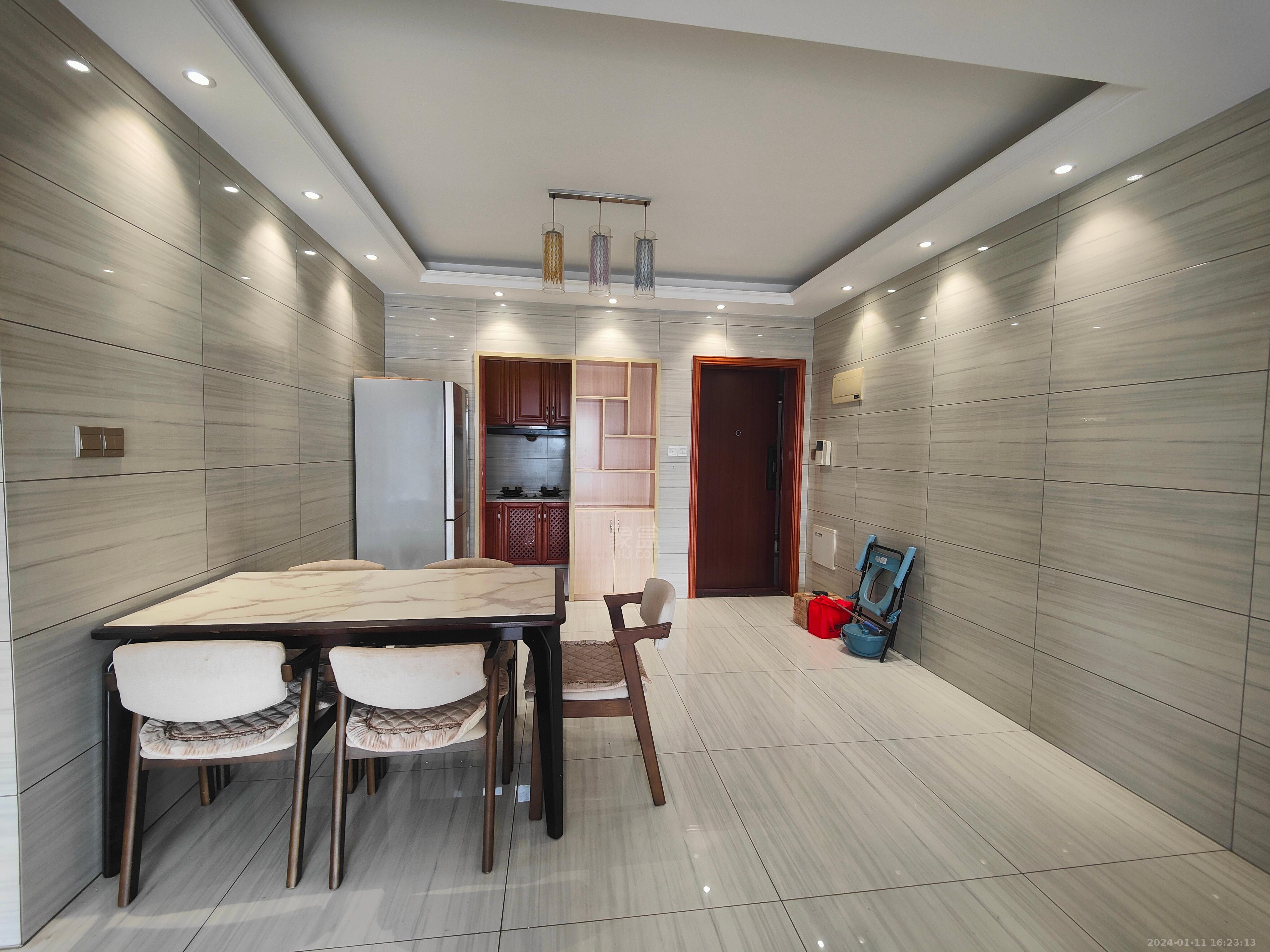 中建御山和苑  3室2厅2卫   2800.00元/月室内图