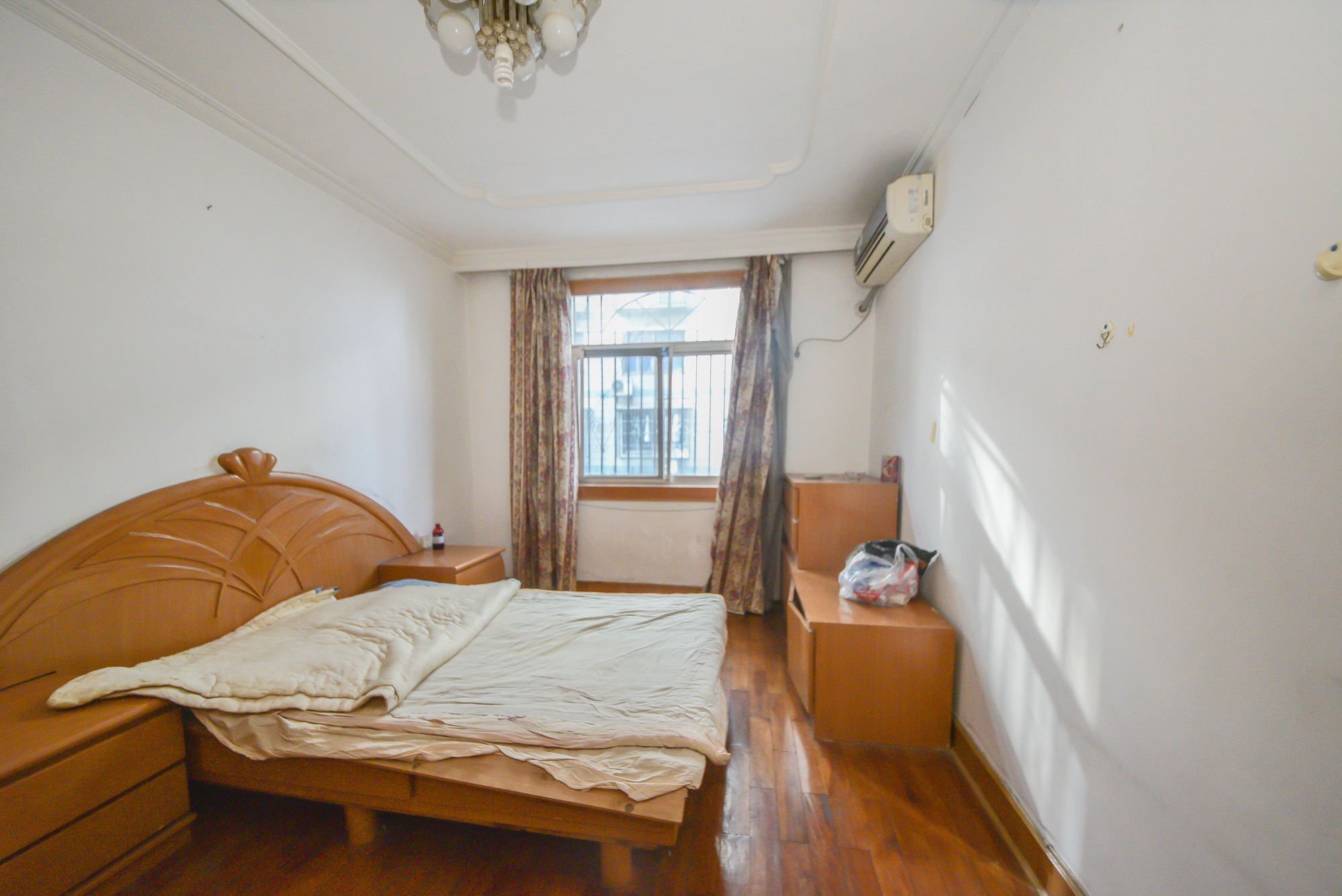 远东公寓 3室1厅1卫 62.8万 远东公寓 3室1厅1卫 62.8万卧室