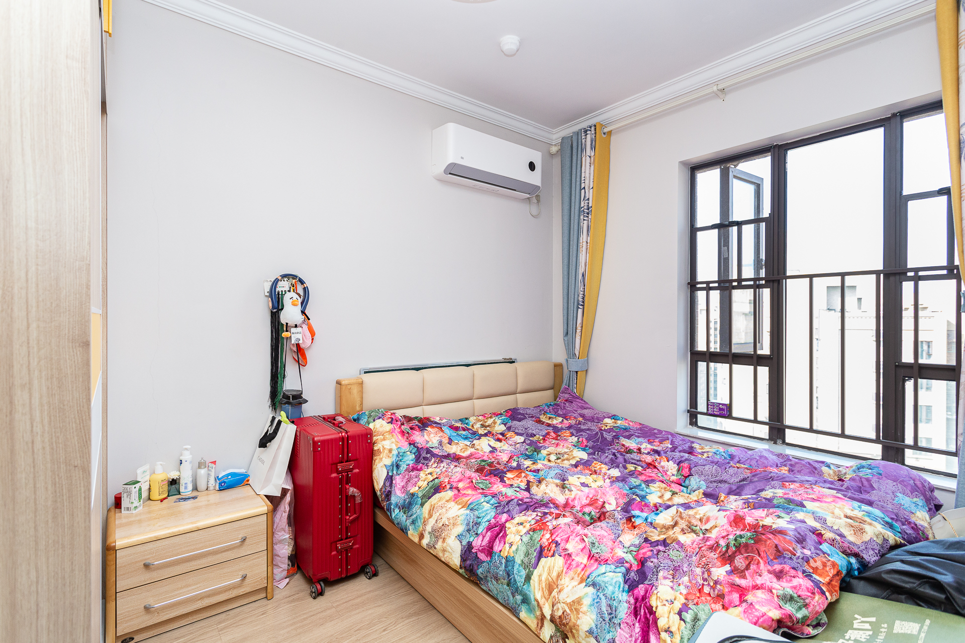 时代倾城二期 3室2厅2卫 70.0万 时代倾城二期 3室2厅2卫 70.0万卧室