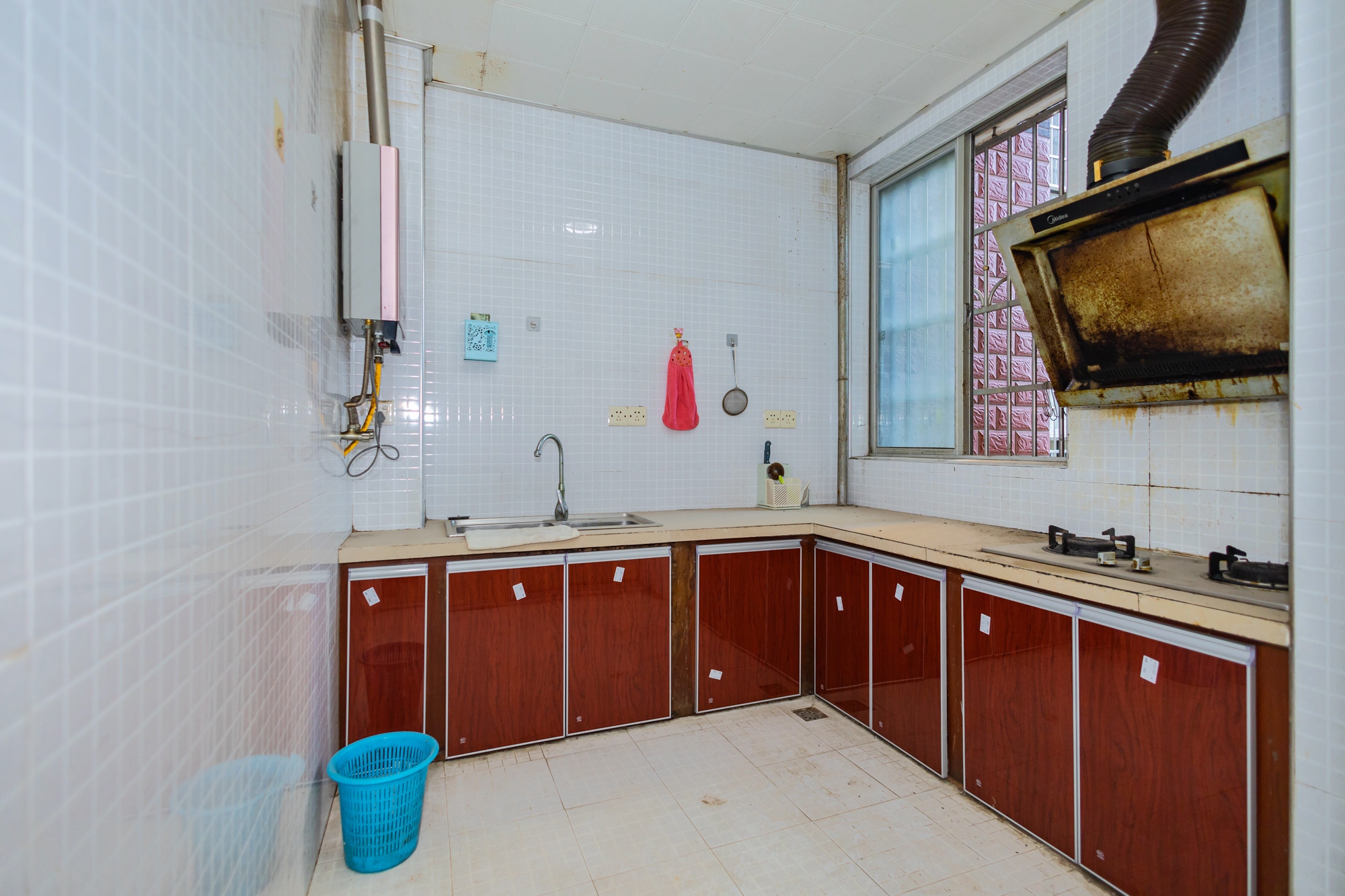 湘楚家园 2室2厅1卫 43.8万 湘楚家园 2室2厅1卫 43.8万厨房