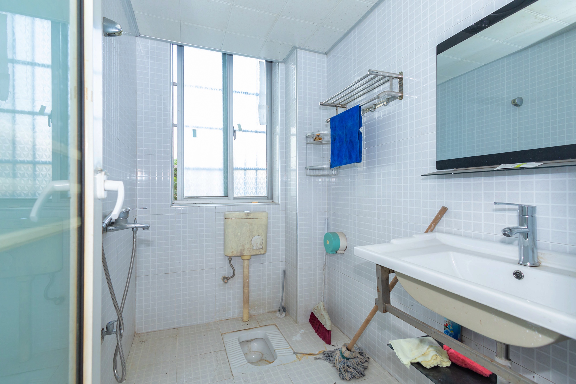 湘楚家园 2室2厅1卫 43.8万 湘楚家园 2室2厅1卫 43.8万卫生间