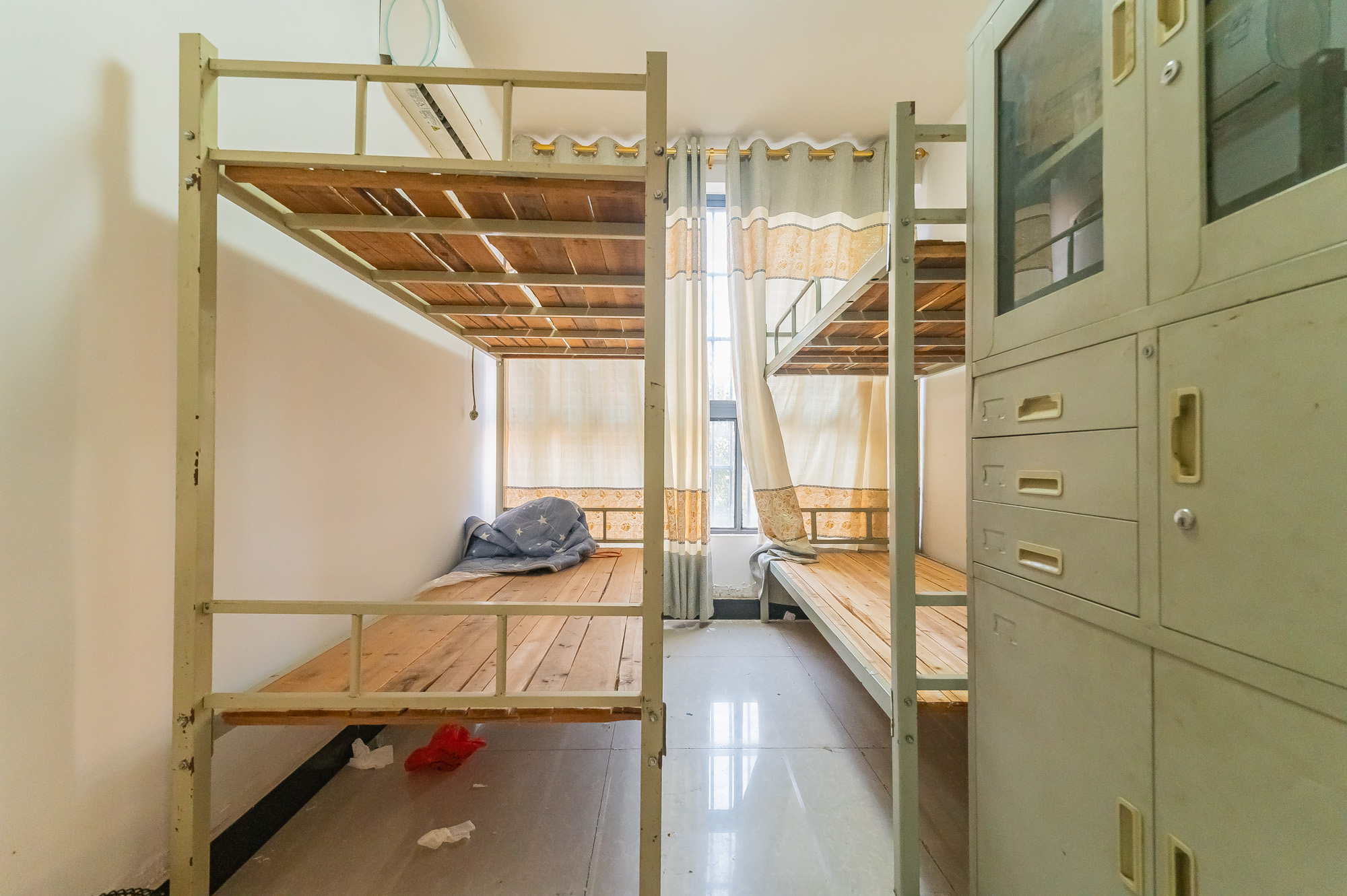 深业睿城 4室2厅2卫 108.8万 深业睿城 4室2厅2卫 108.8万卧室