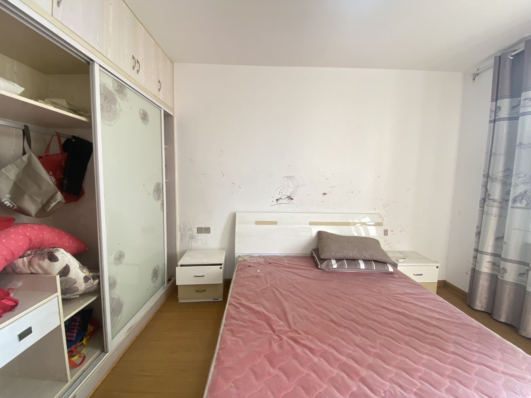 金路小区(杨柳村罗家冲) 4室2厅2卫 70.0万 金路小区(杨柳村罗家冲) 4室2厅2卫 70.0万室内图