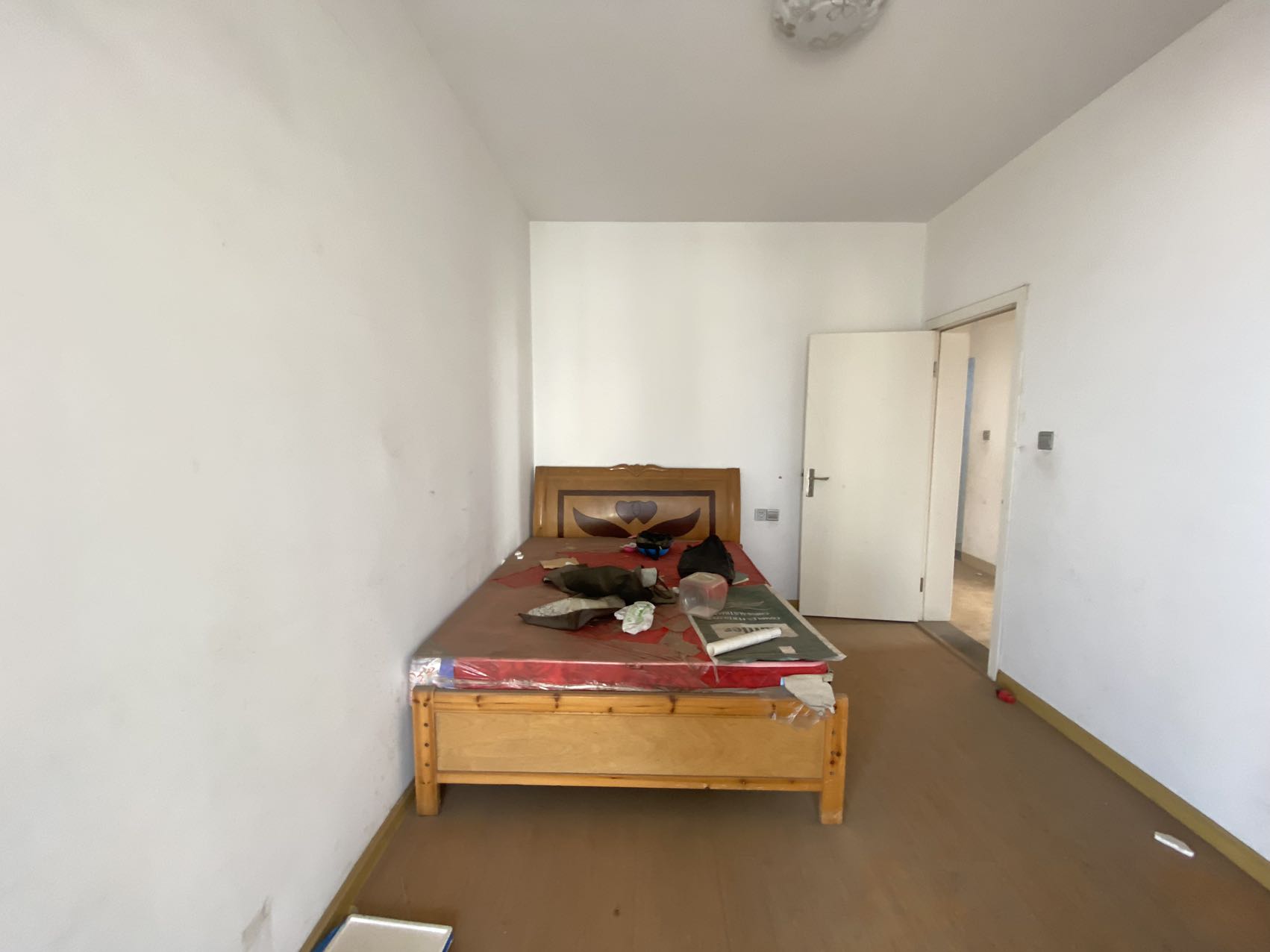 金路小区(杨柳村罗家冲) 4室2厅2卫 70.0万 金路小区(杨柳村罗家冲) 4室2厅2卫 70.0万室内图