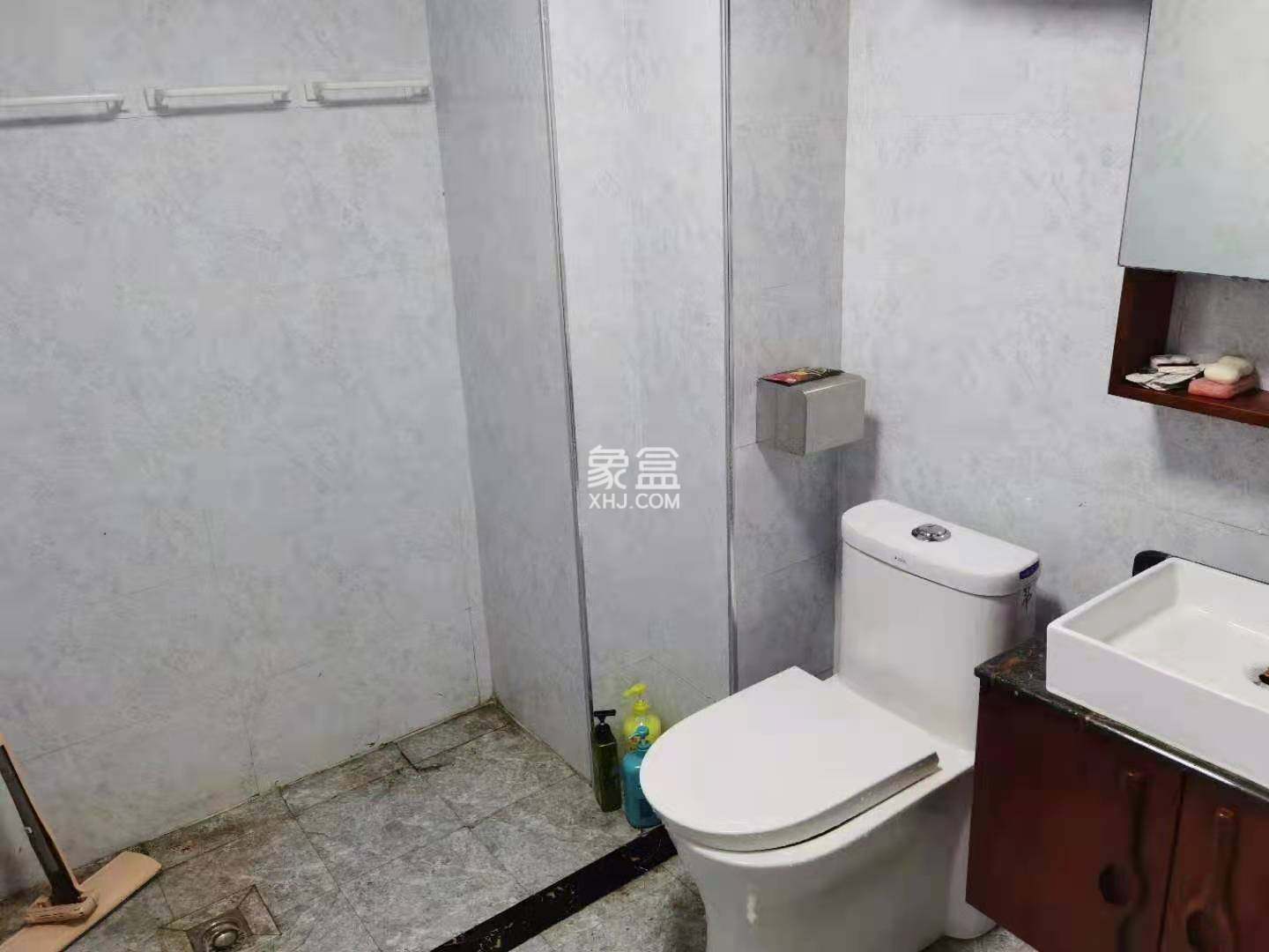 龙泰熙城  1室1厅1卫   900.00元/月室内图