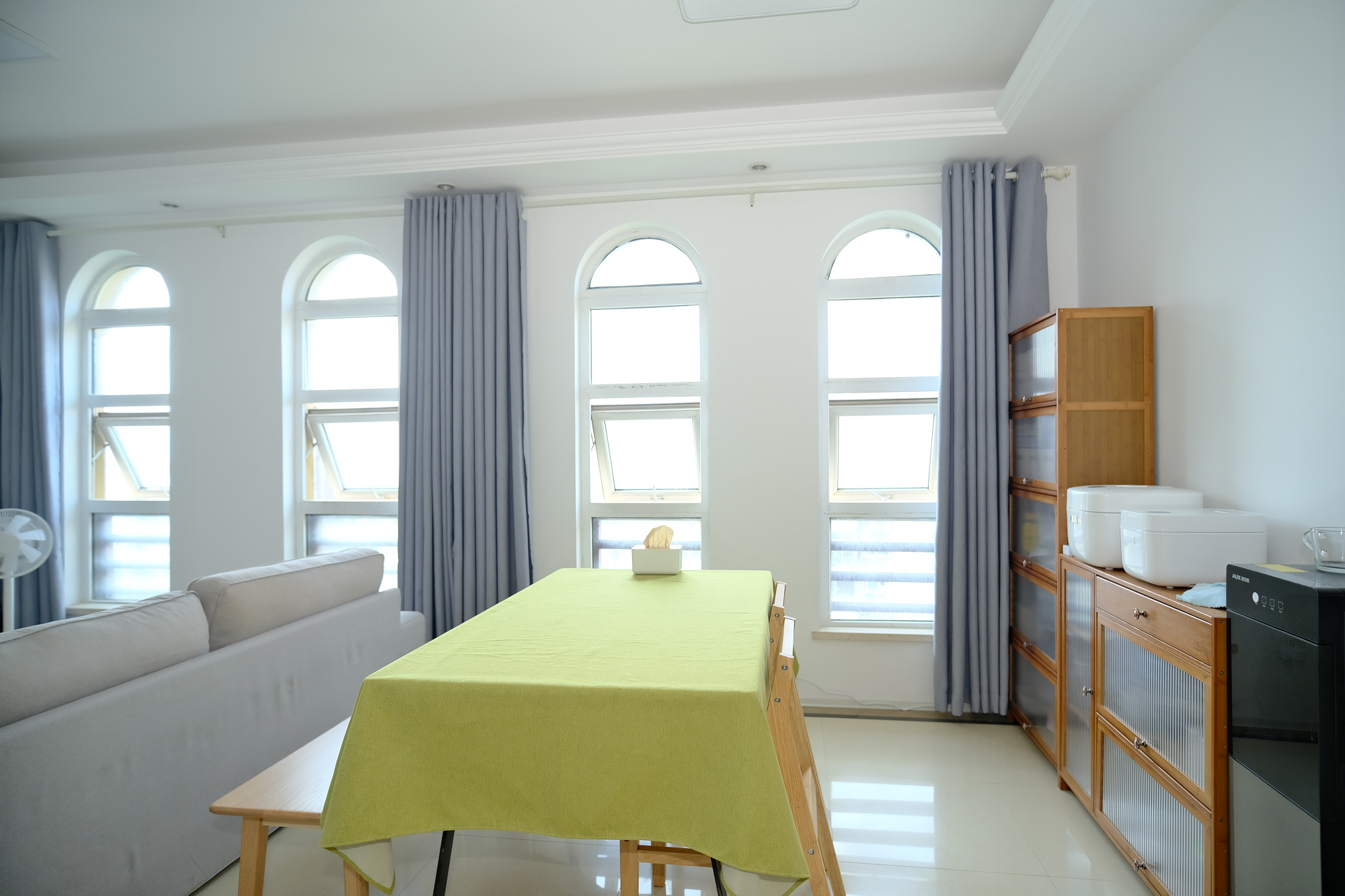 郡原居里  2室2厅1卫   53.00万客厅