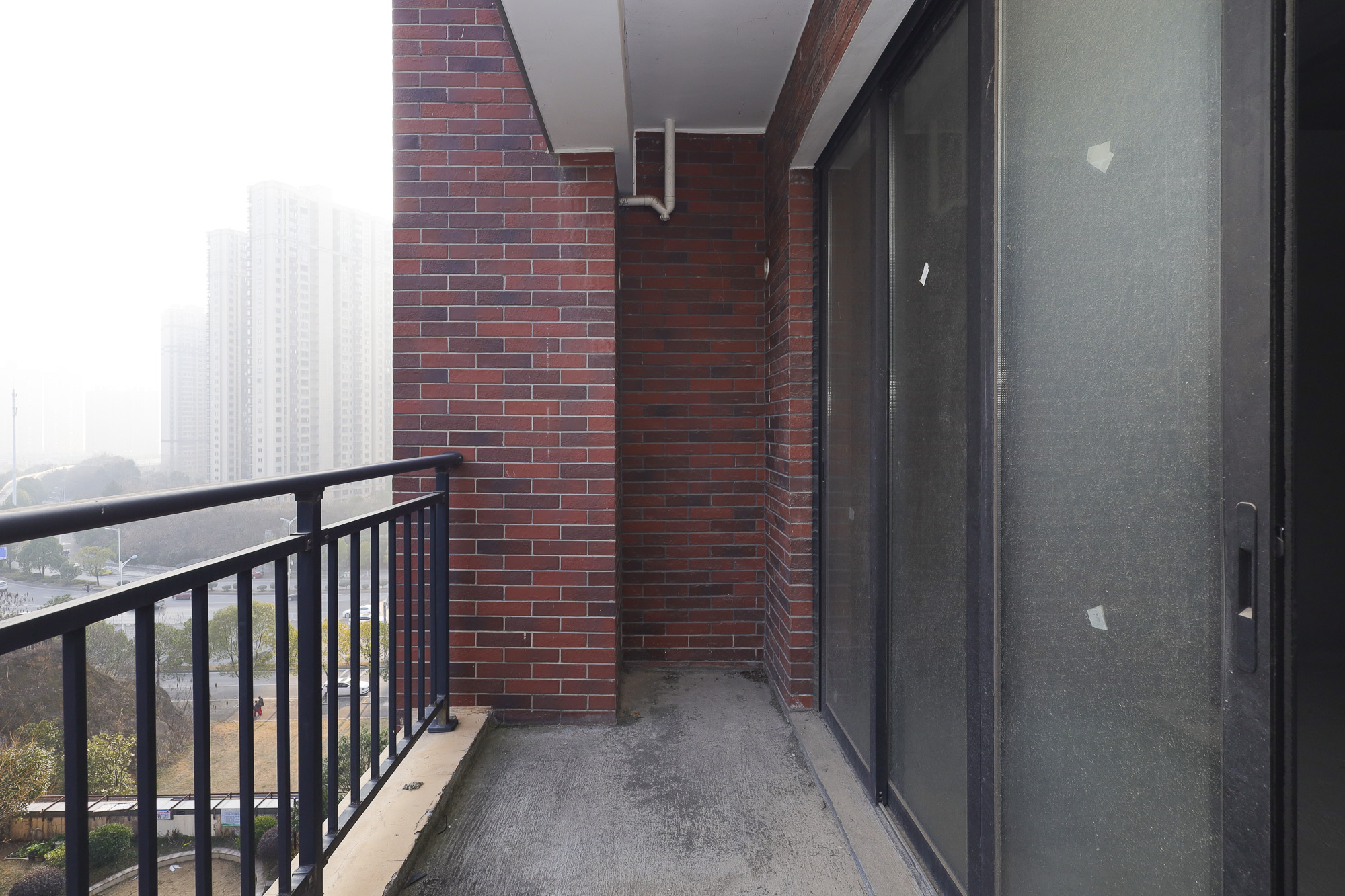 顺天御岭  4室2厅2卫   142.80万阳台