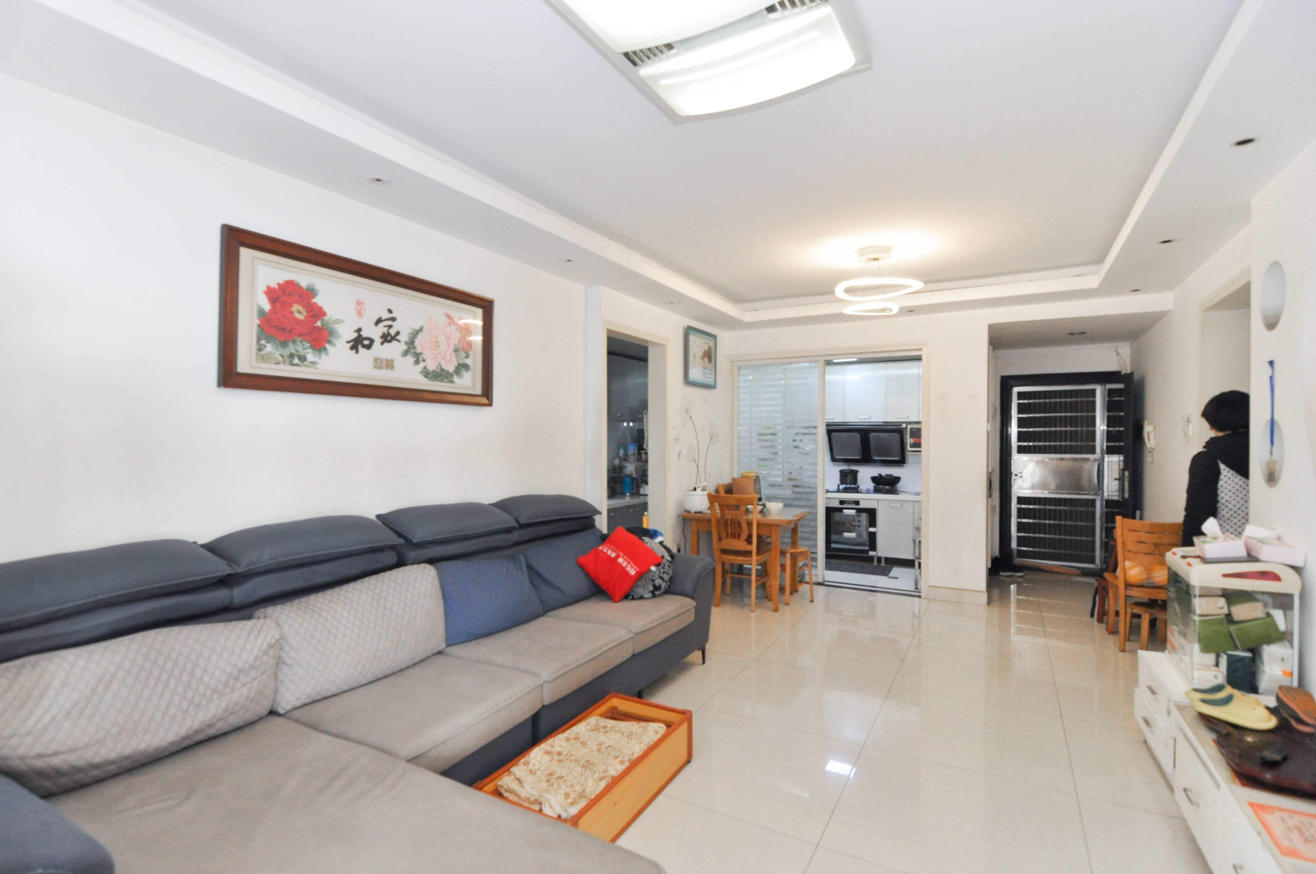 龙王港社区  2室2厅1卫    65.0万 龙王港社区  2室2厅1卫    65.0万客厅