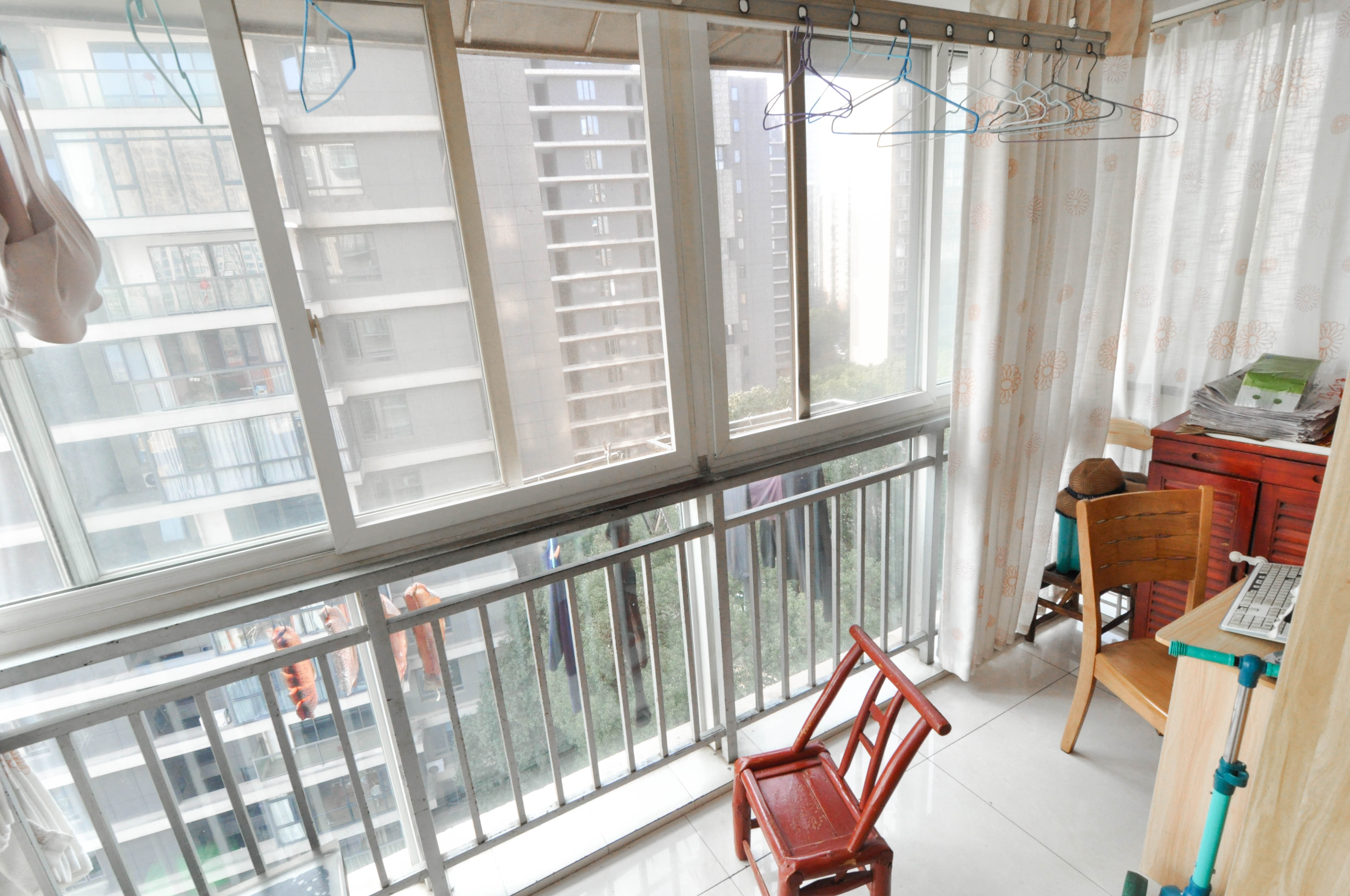 龙王港社区  2室2厅1卫    65.0万 龙王港社区  2室2厅1卫    65.0万卧室