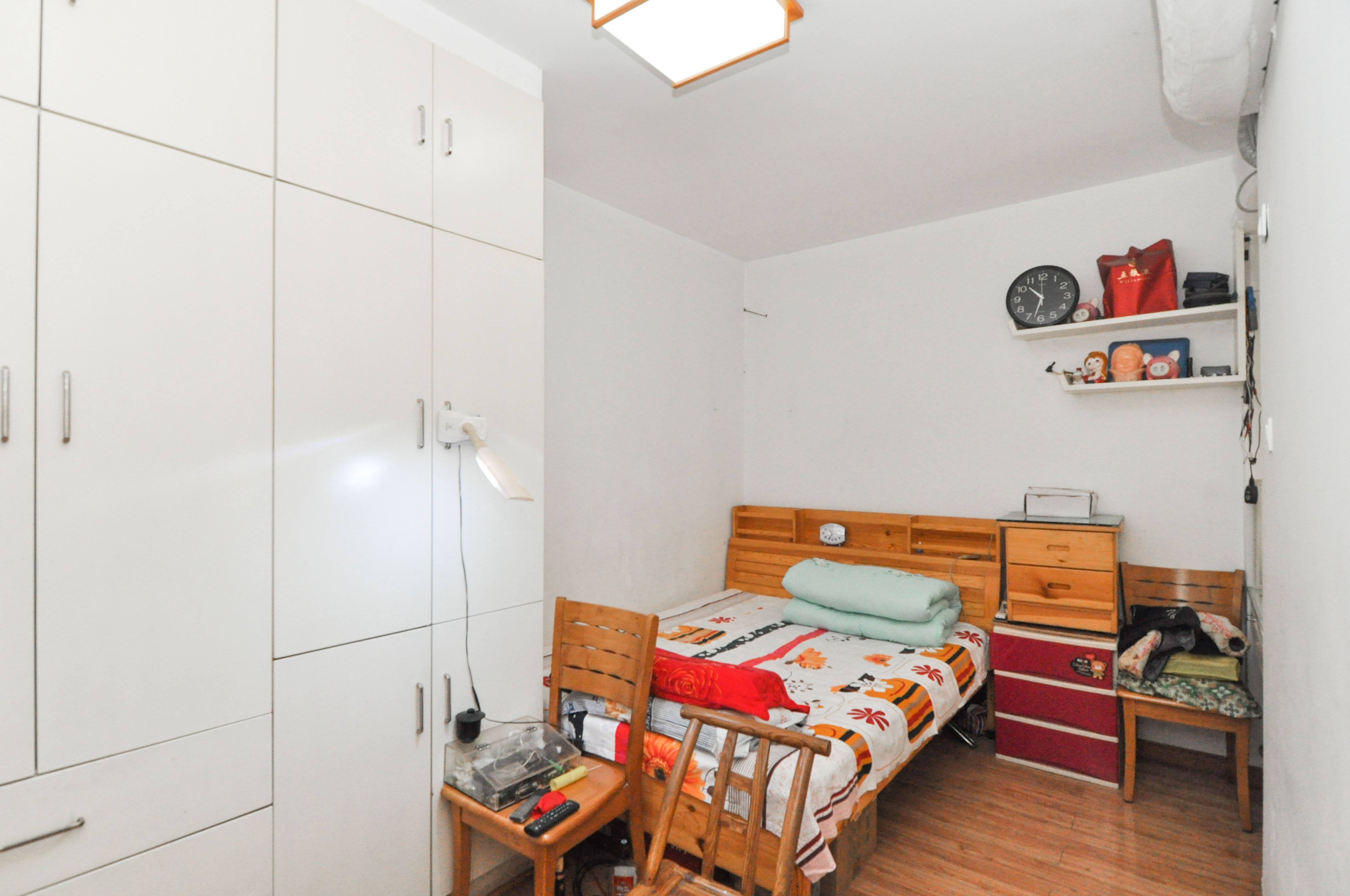 龙王港社区  2室2厅1卫    65.0万 龙王港社区  2室2厅1卫    65.0万卧室