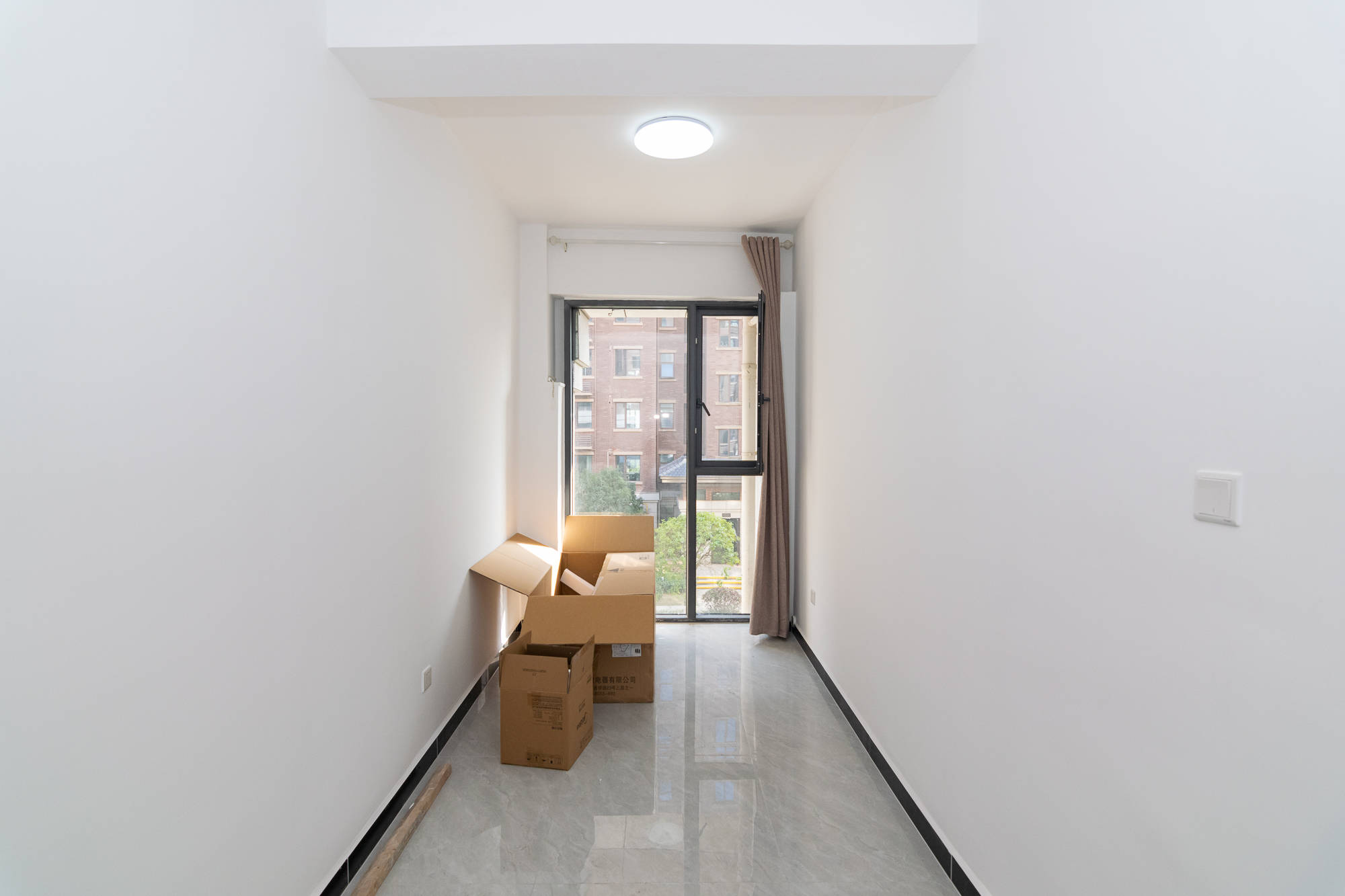 大汉汉园  5室2厅2卫    132.0万卫生间