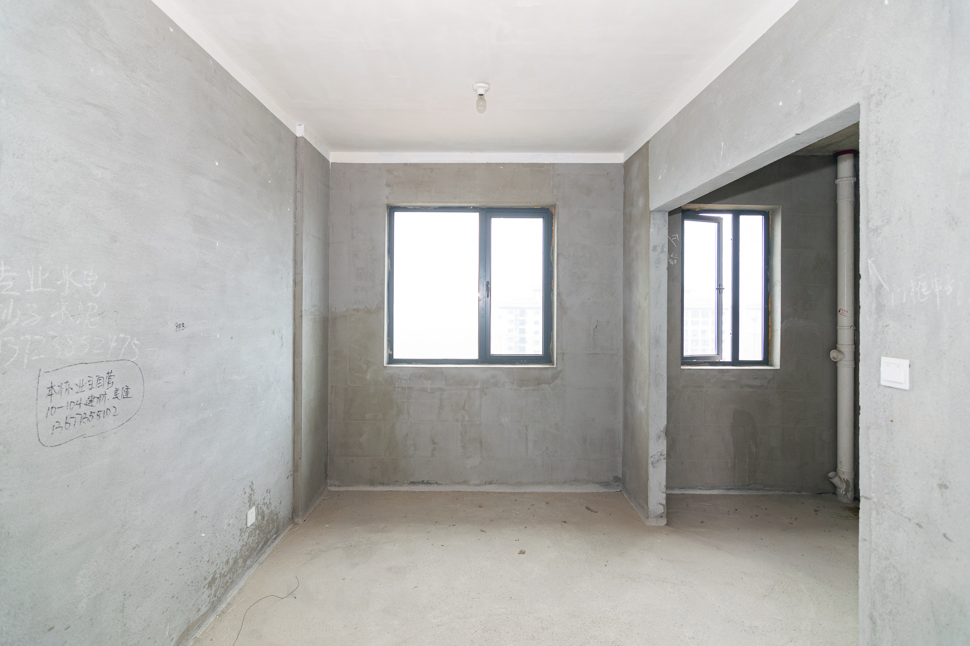 荣盛岳麓峰景 3室2厅2卫 78.4万 荣盛岳麓峰景 3室2厅2卫 78.4万其他