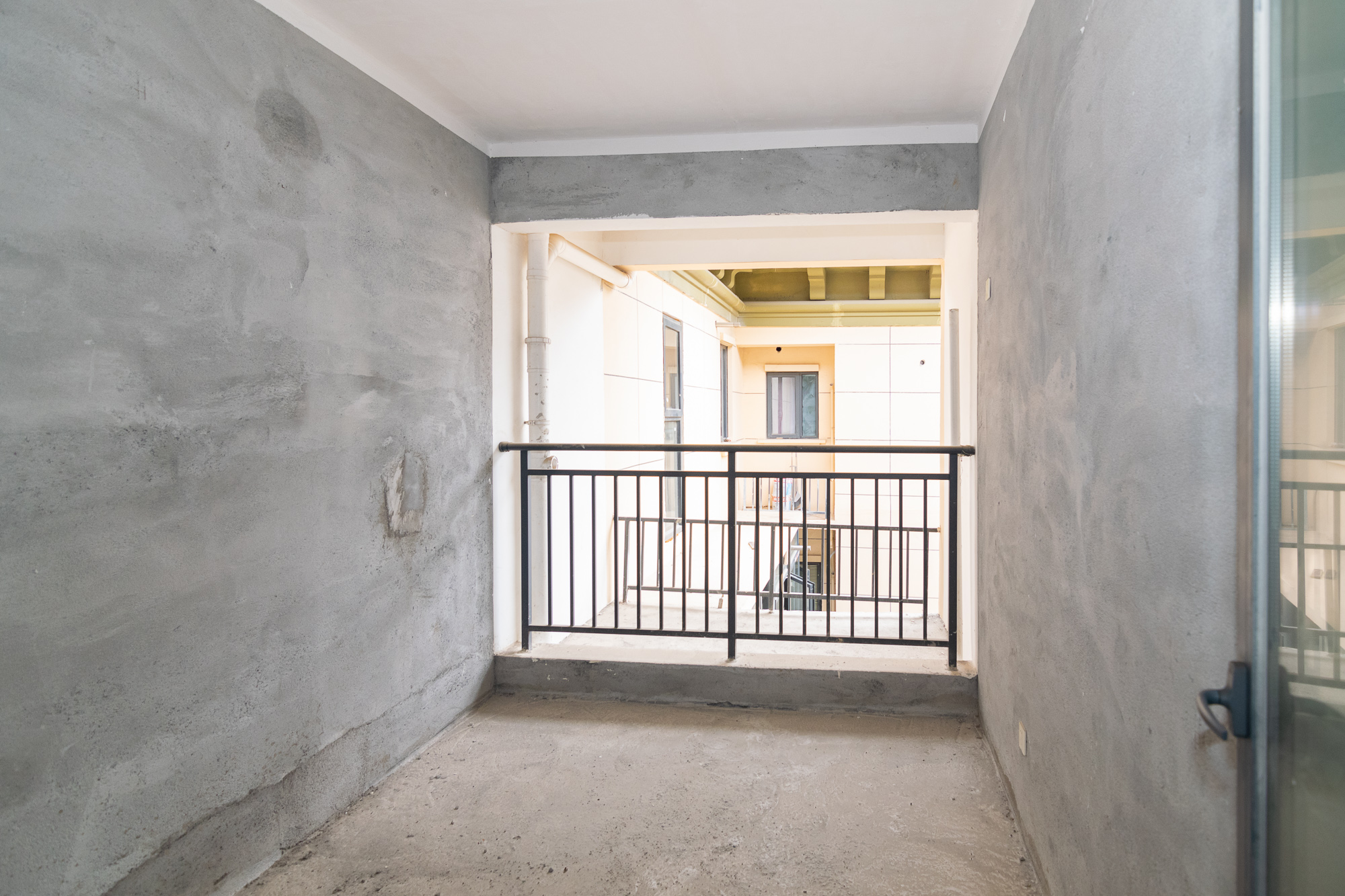 荣盛岳麓峰景 3室2厅2卫 78.4万 荣盛岳麓峰景 3室2厅2卫 78.4万卧室