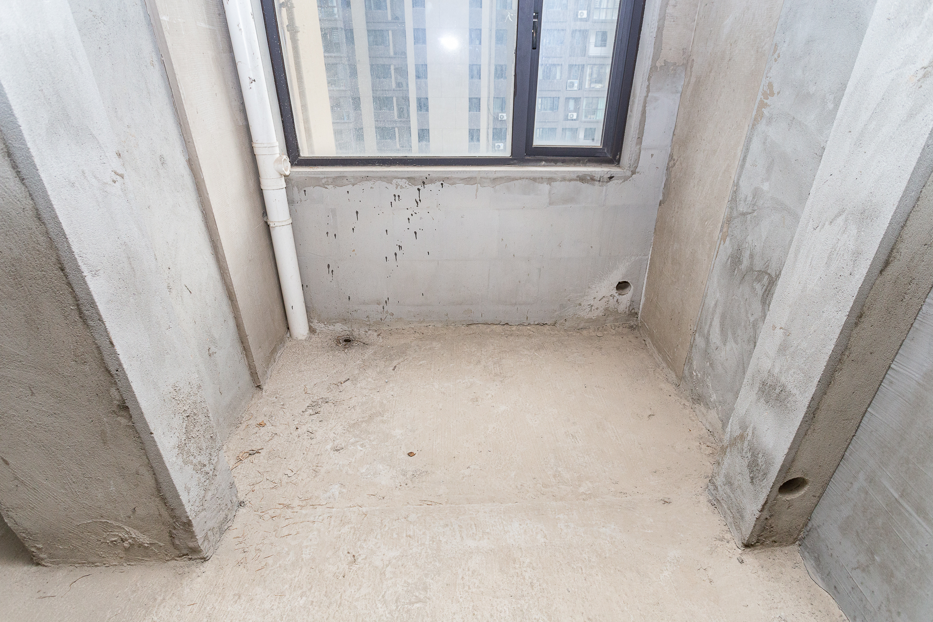 勤诚达境界城 3室2厅1卫 62.0万 勤诚达境界城 3室2厅1卫 62.0万阳台