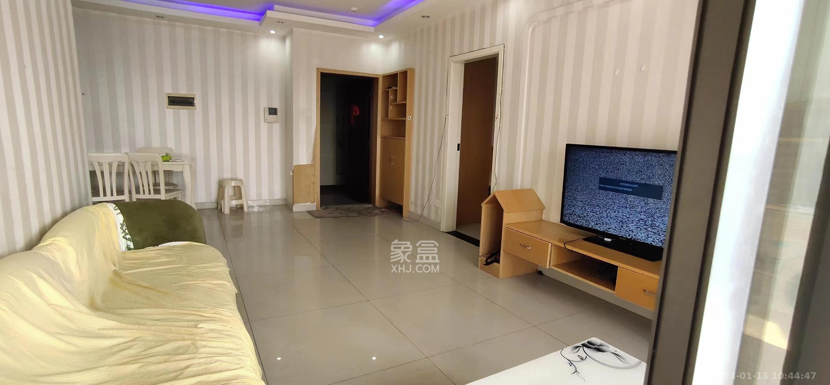 卓越蔚蓝海岸二期  2室2厅1卫   2200.00元/月室内图