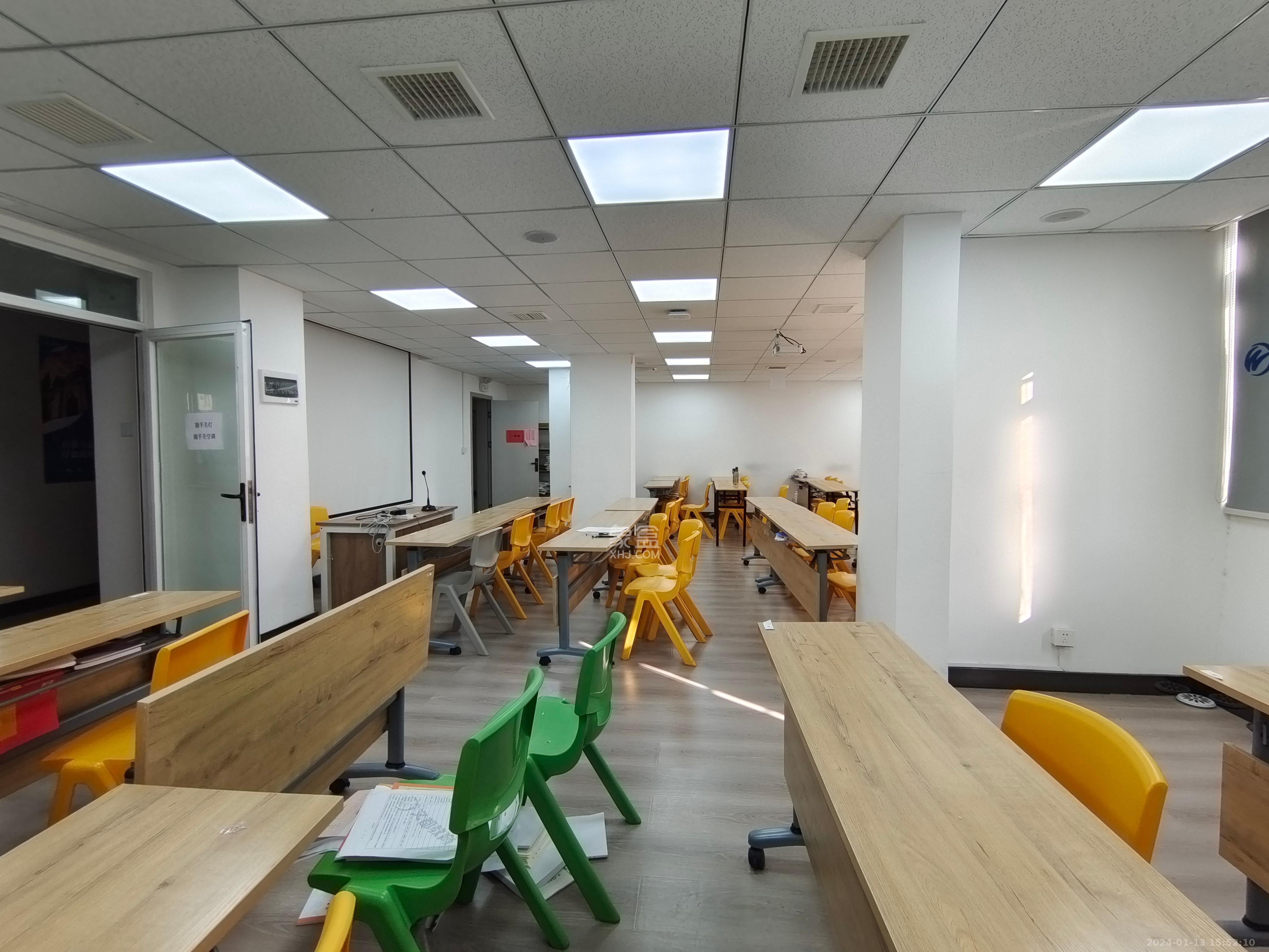 阳光100三期  1室0厅0卫   21000.00元/月室内图1