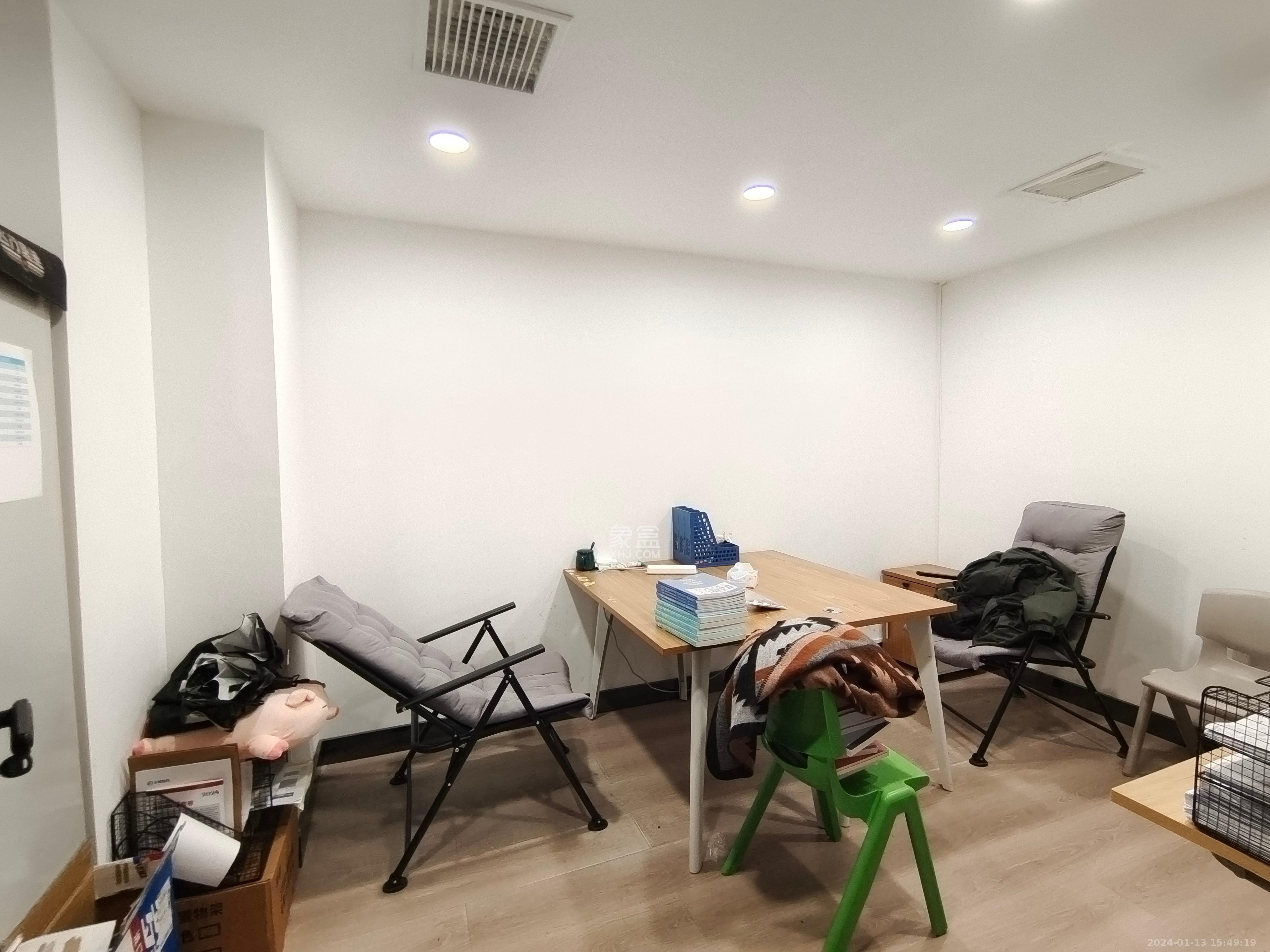 阳光100三期  2室0厅0卫   21000.00元/月室内图