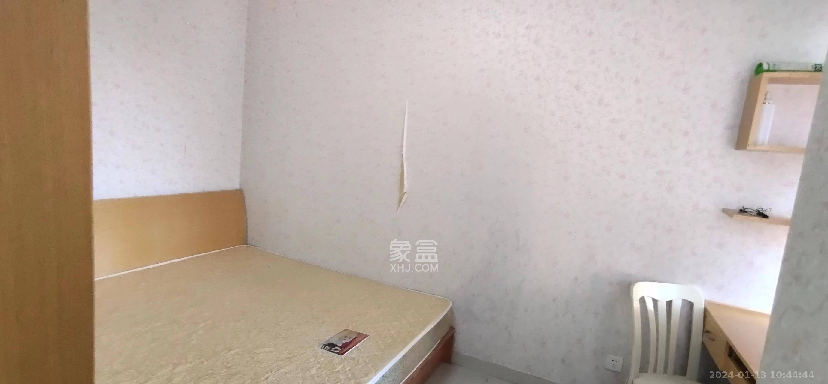 卓越蔚蓝海岸二期  2室2厅1卫   2200.00元/月室内图